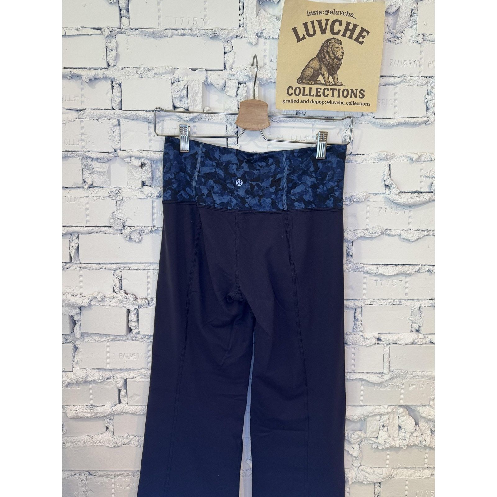 Lululemon Lululemon Womens 6 Tall Blue Groove Flare Yoga Pants Size 27" / US 4 / IT 40 - 2 Thumbnail