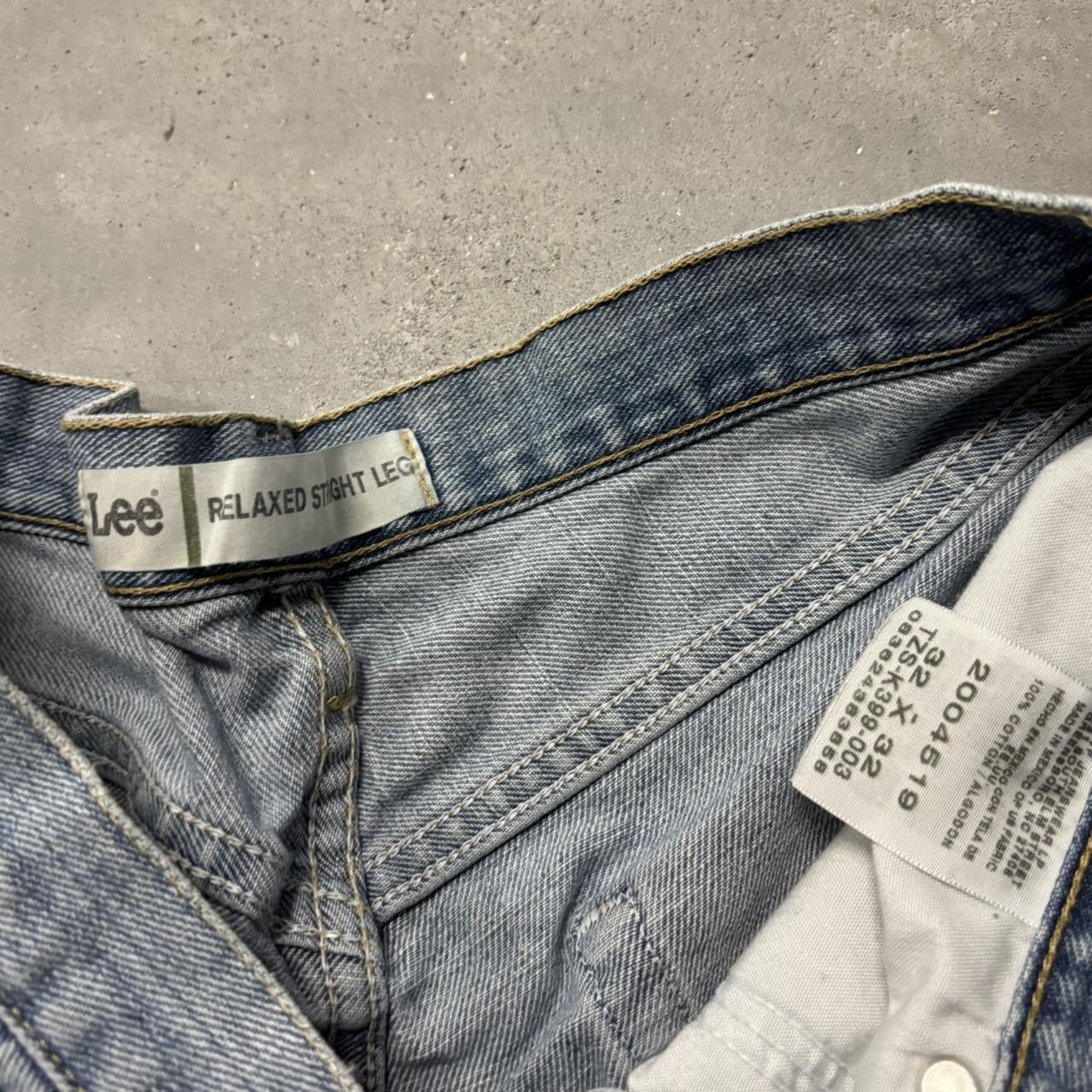Japanese Brand × Vintage Crazy Vintage Y2K/2000s Light Wash Essential Denim Jeans! Size US 31 - 8 Thumbnail