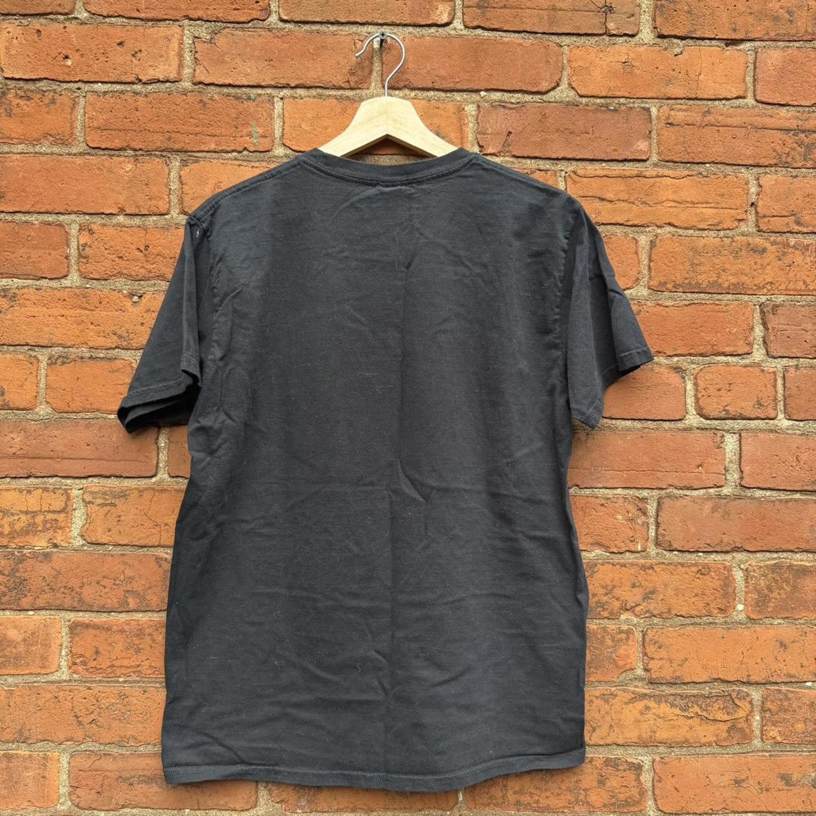 Other Mickey Mouse how to kill t shirt M/L Size US L / EU 52-54 / 3 - 4 Thumbnail