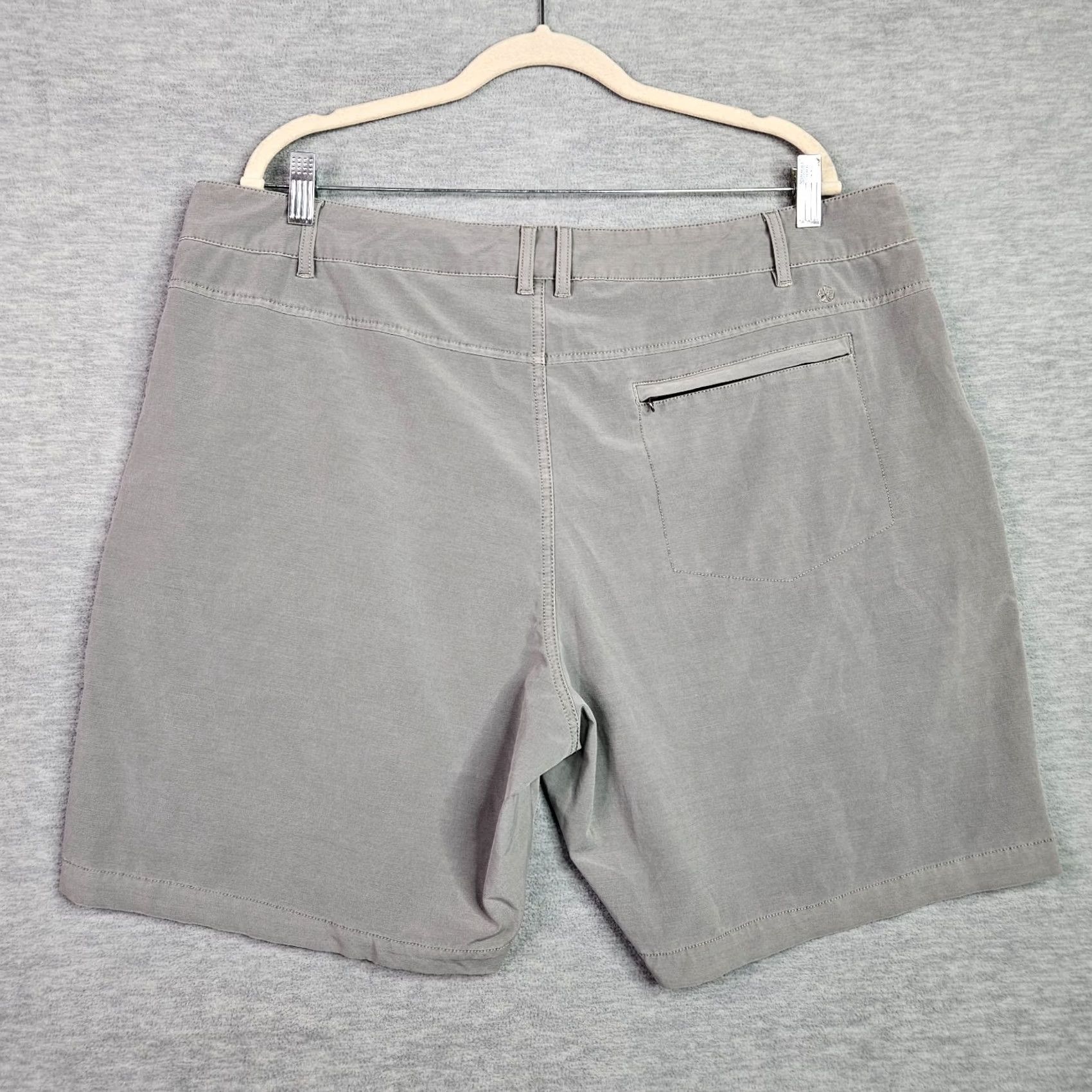 Lucky Brand Lucky Brand Men Chino Shorts Gray Casual Flat Front Size 38 Size US 38 / EU 54 - 5 Thumbnail