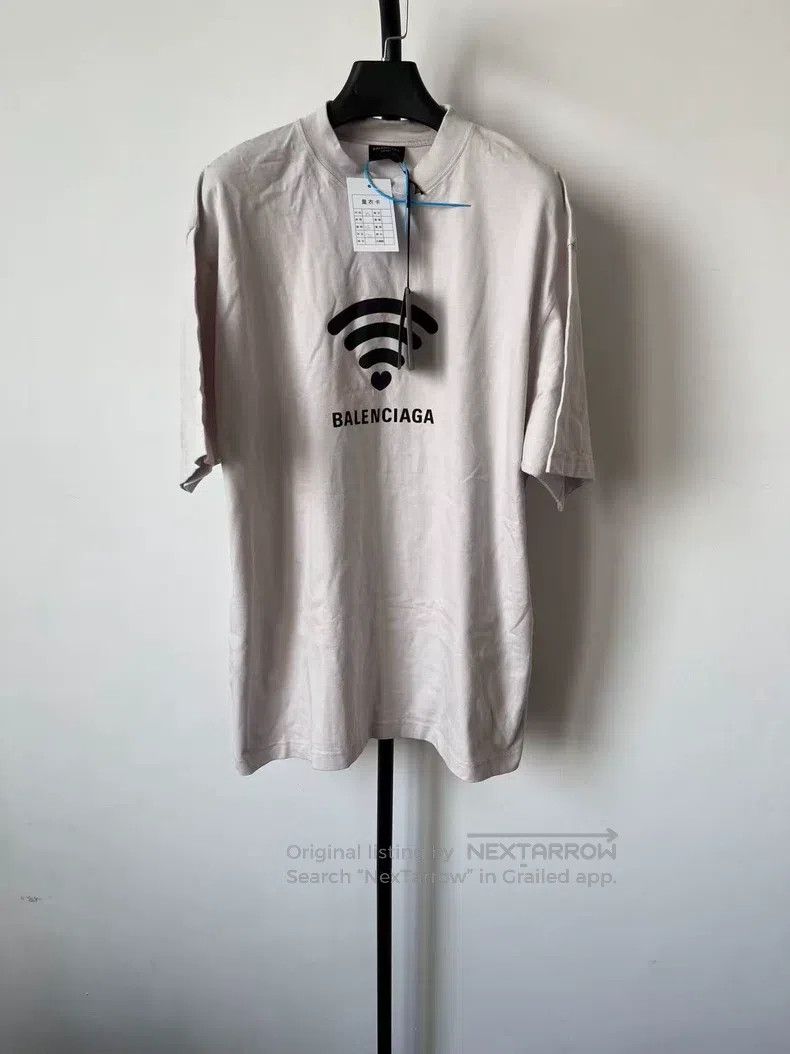 Balenciaga Balenciaga Logo Alphabet Print Round Neck Pullover Straigh Size US XS / EU 42 / 0 - 1 Thumbnail