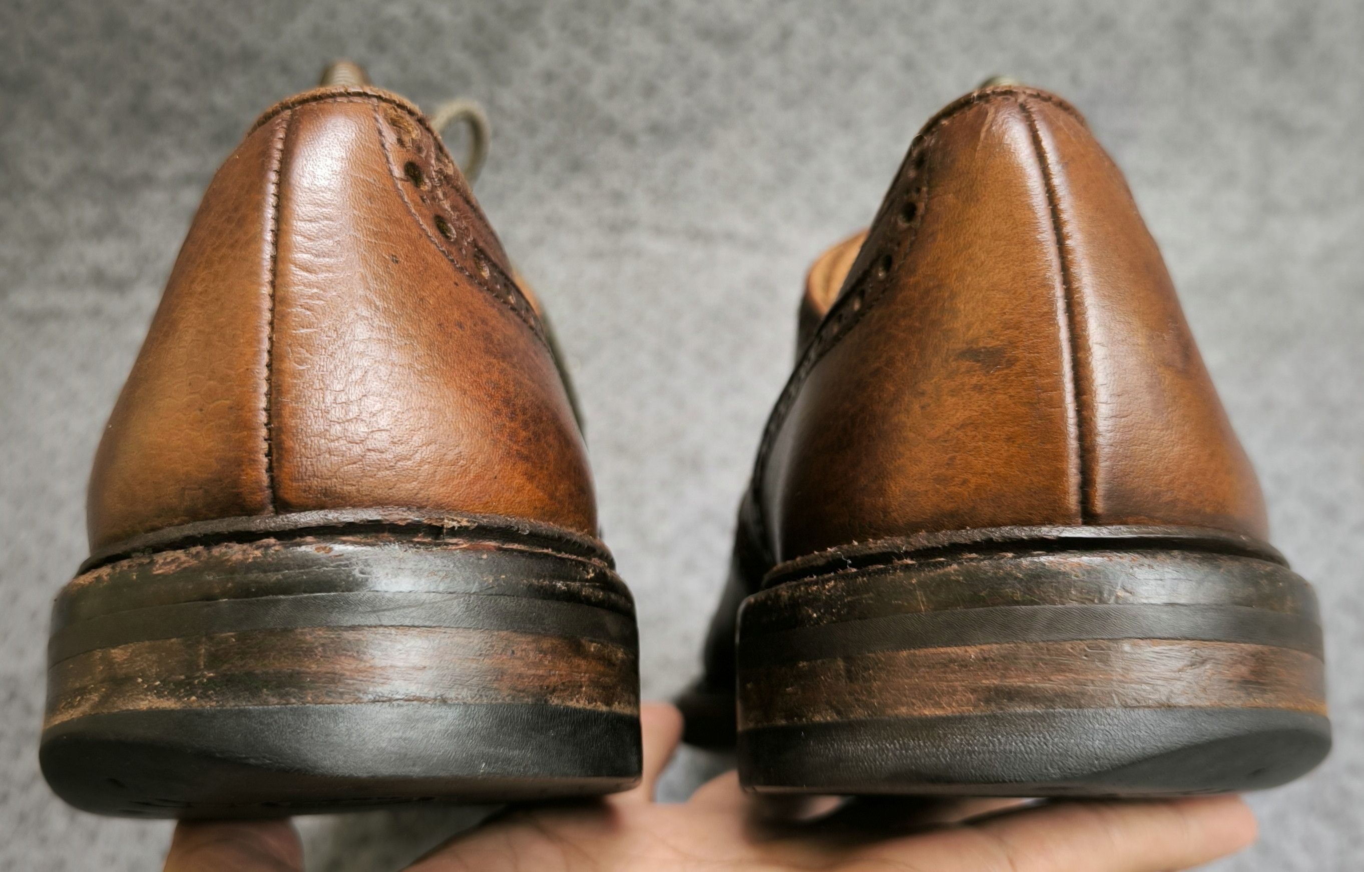 Crockett & Jones CROCKETT & JONES Pembroke Tan Scotch Grain wingtip shoes Size US 9.5 / EU 42-43 - 6 Thumbnail