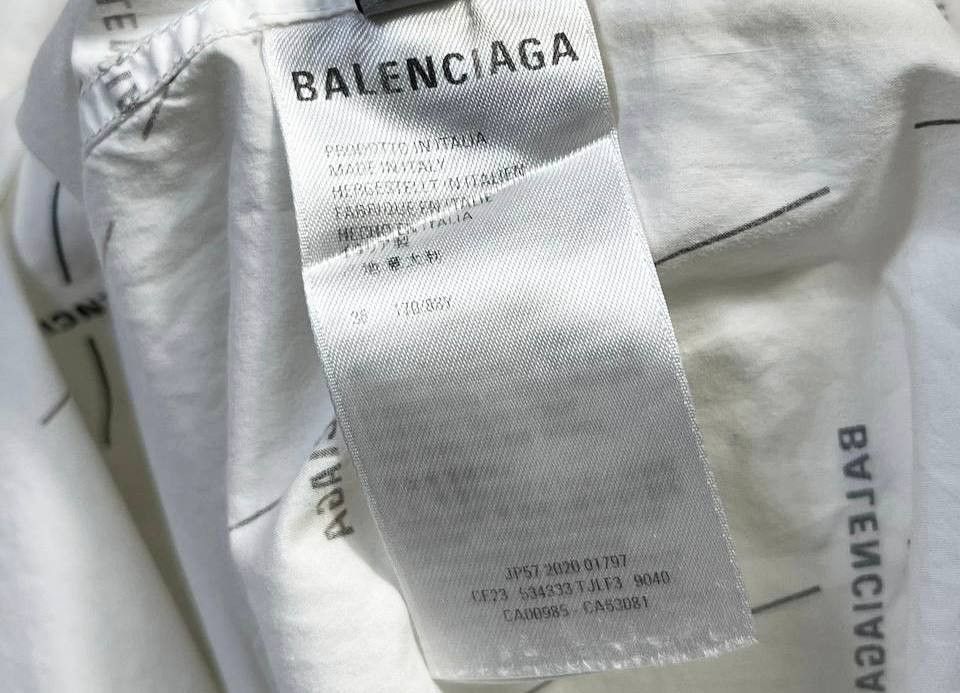 Balenciaga Balenciaga - All Over Print Oversized Shirt Size XS / US 0-2 / IT 36-38 - 9 Thumbnail