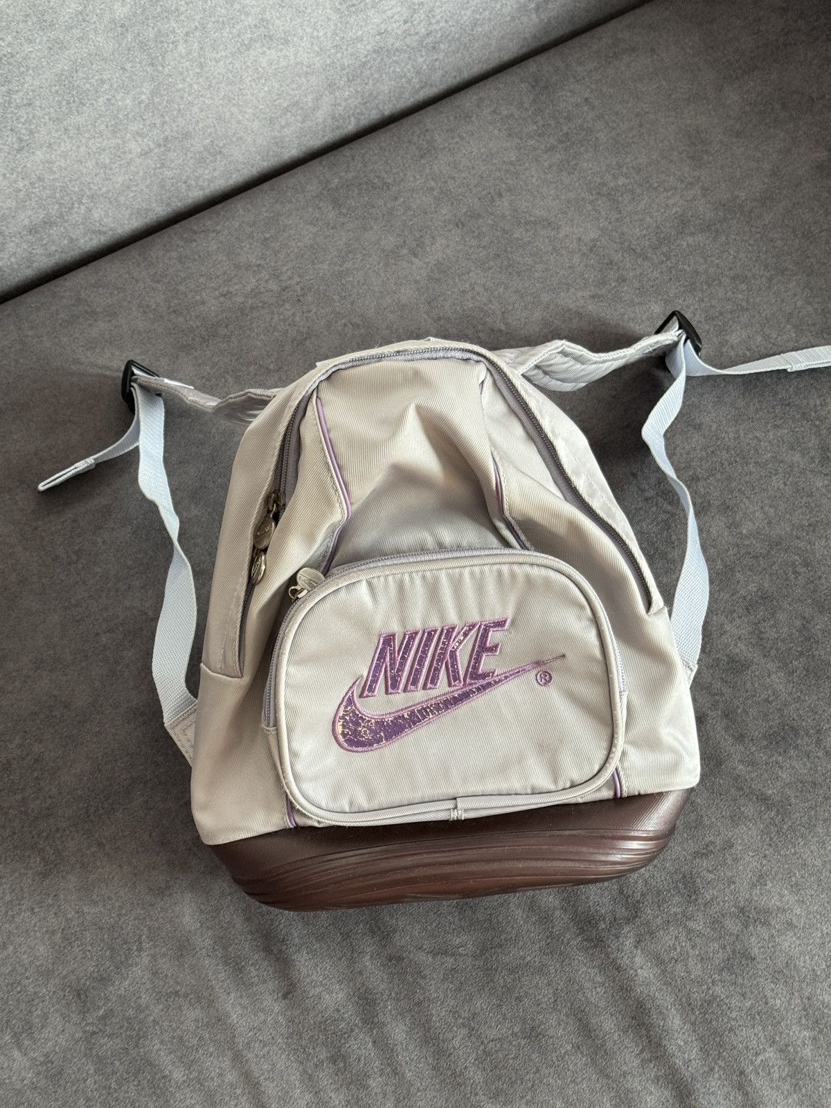 Vintage Vintage Y2K Nike Multi pocket Backpack Size ONE SIZE - 2 Thumbnail