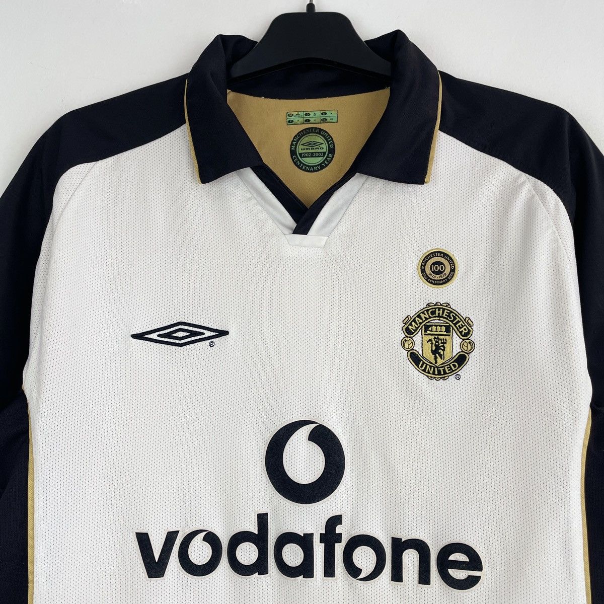 Umbro Vintage Manchester United 2001/2002 Centenary Jersey Rare Size US M / EU 48-50 / 2 - 16 Thumbnail