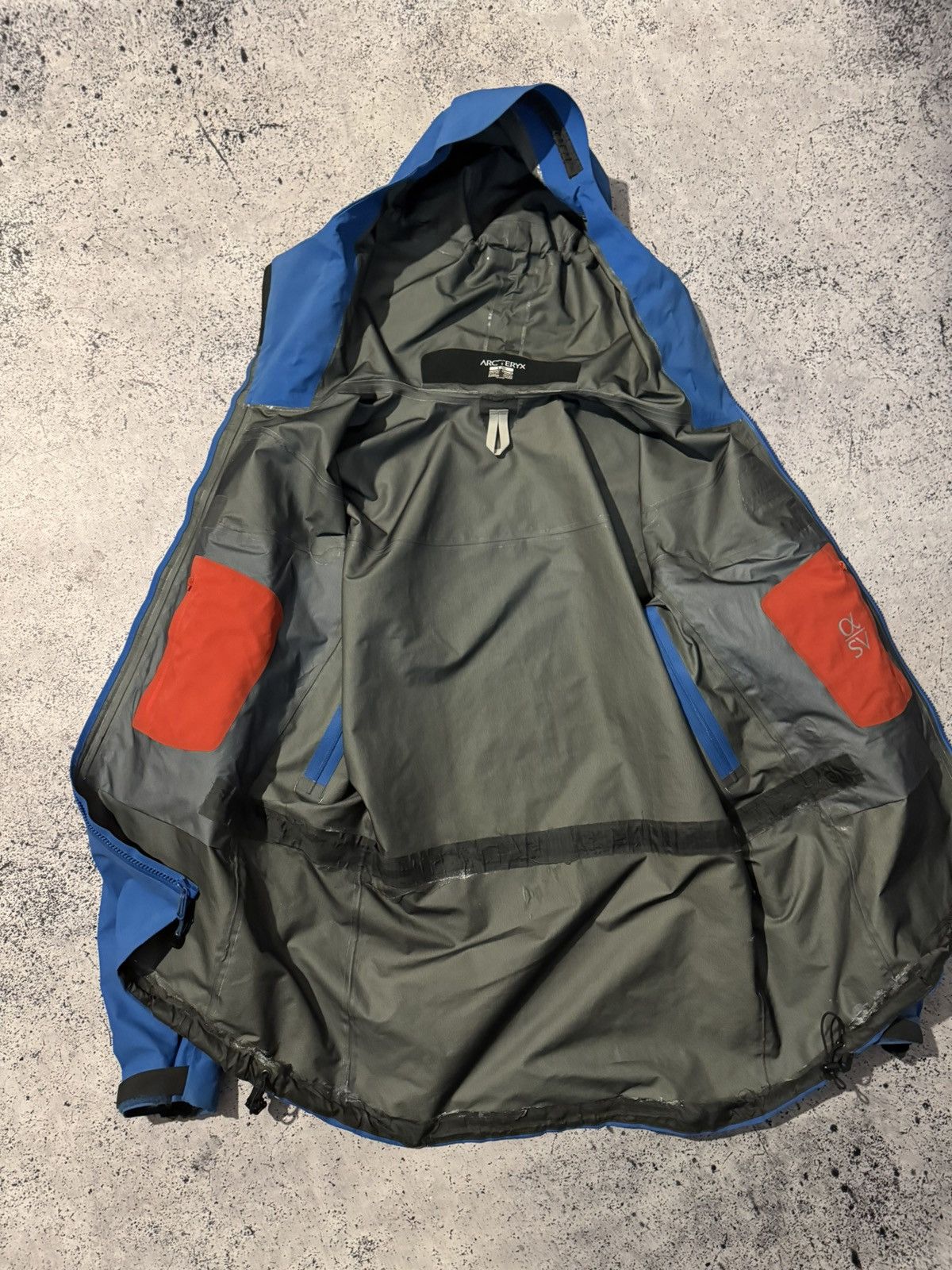 Arc'teryx Vintage Arcteryx Alpha SV Gore Tex Blue Jacket Size US L / EU 52-54 / 3 - 8 Thumbnail