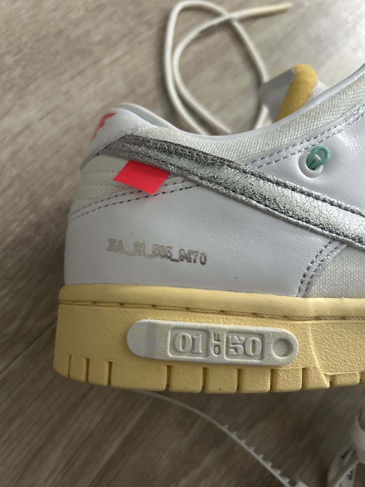 Nike × Off-White Nike Dunk x Off-White Lot 01/50 Size US 9 / EU 42 - 8 Thumbnail