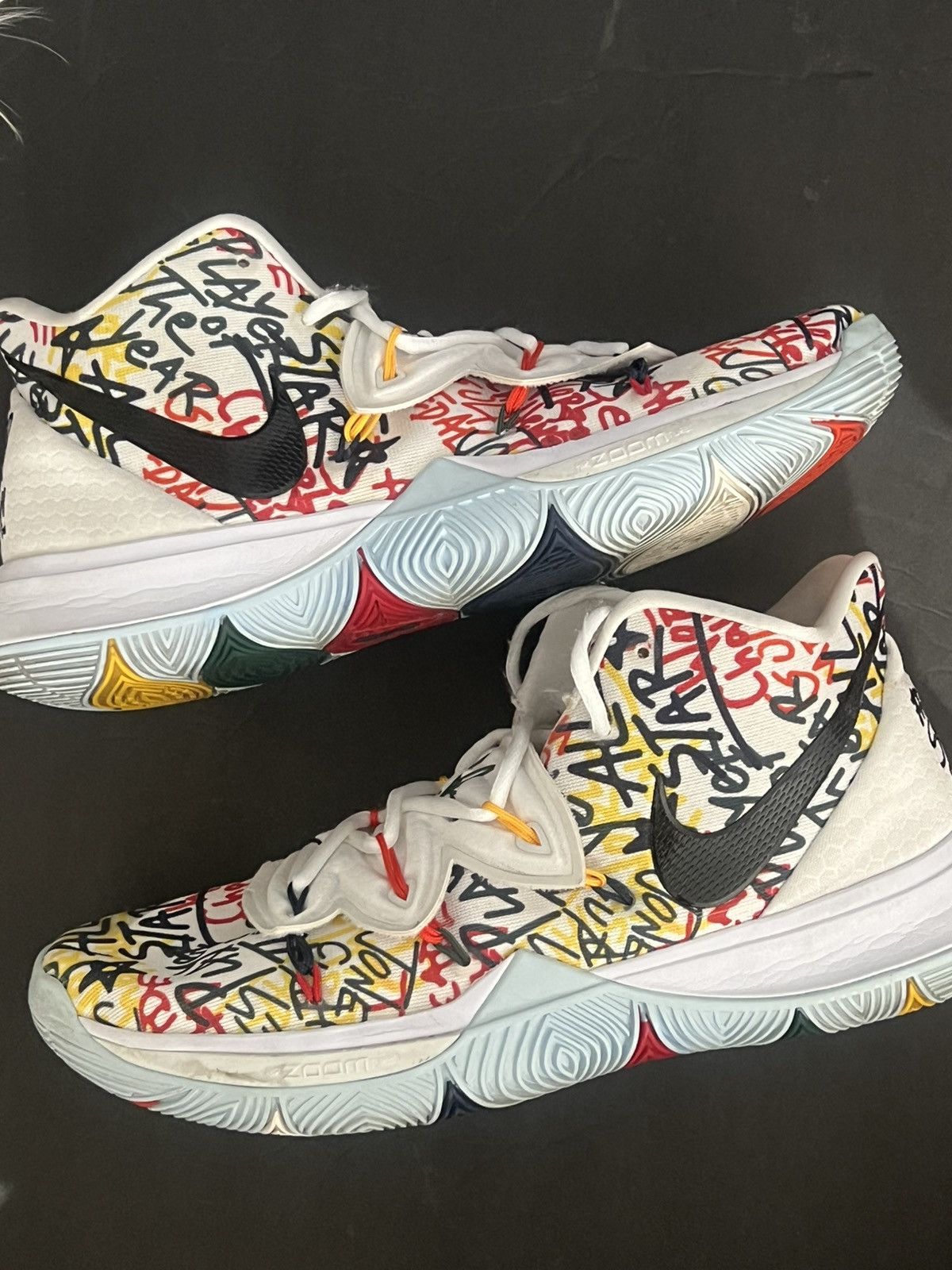 Nike Kyrie Sue Birds graffiti Size US 10.5 / EU 43-44 - 1 Thumbnail