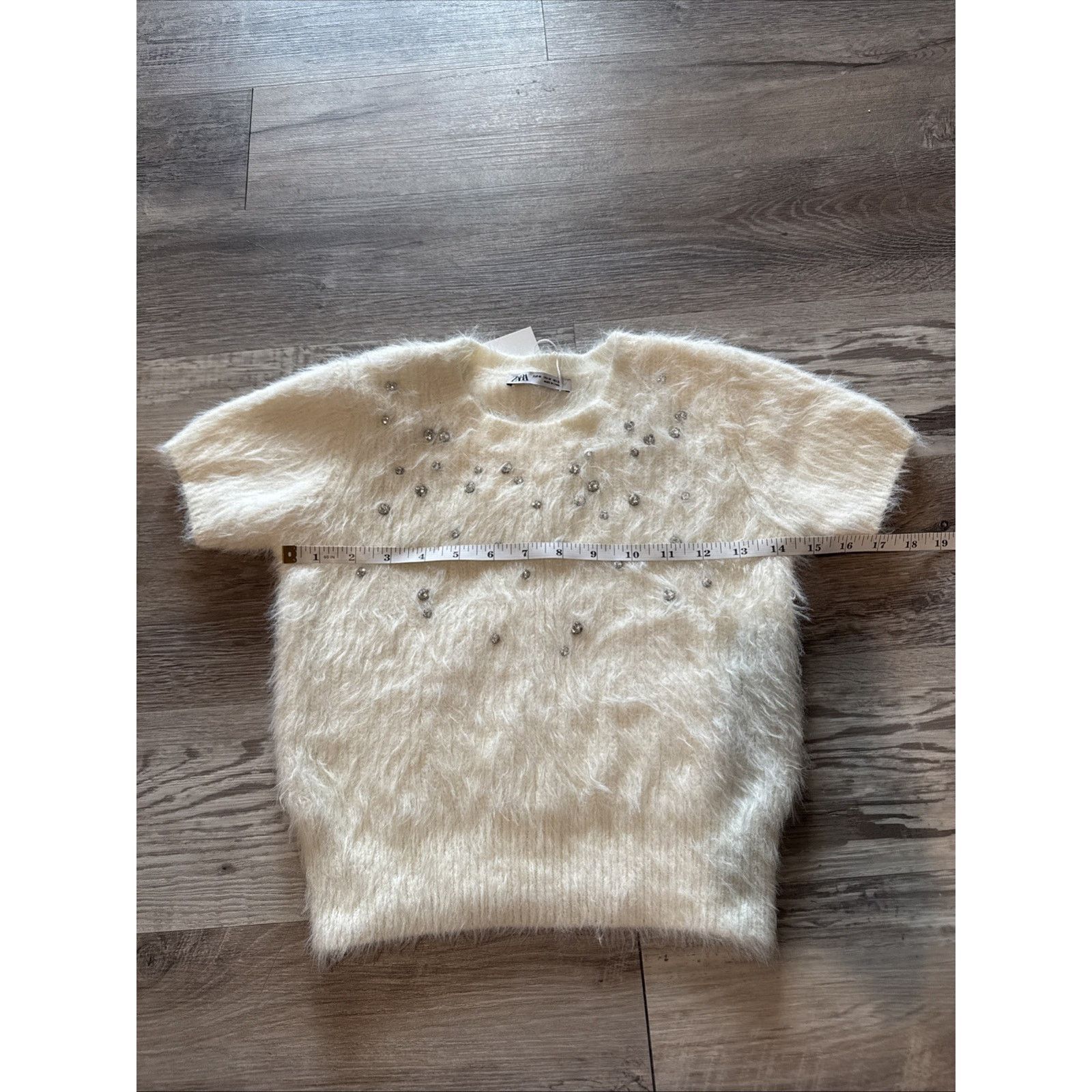 Zara NWT ZARA FAUX FUR JEWEL SWEATER White SIZE Medium Brand New Size M / US 6-8 / IT 42-44 - 3 Thumbnail