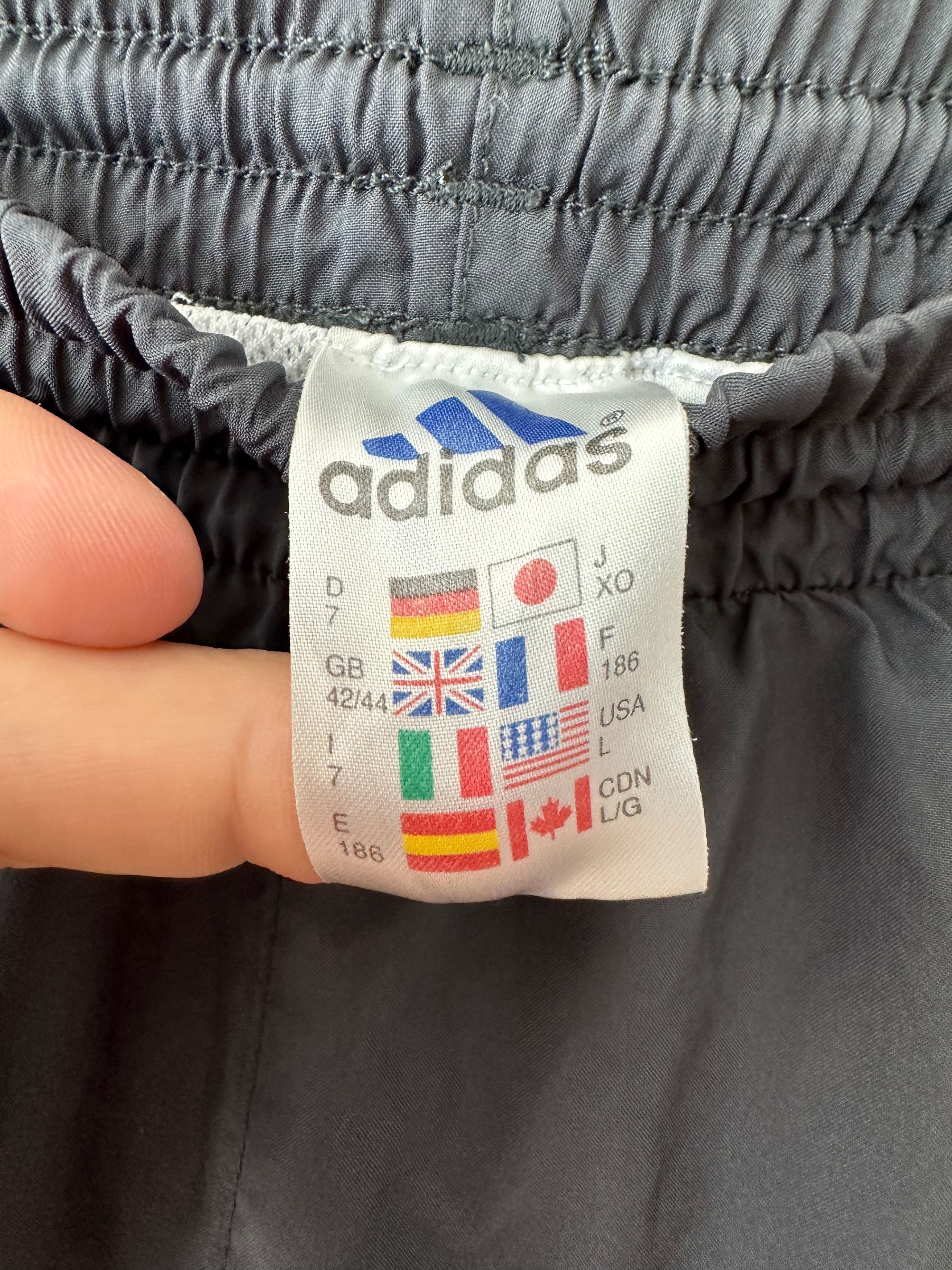 Adidas 00's Adidas Vintage polyester track pants joggers Size US 34 / EU 50 - 5 Thumbnail