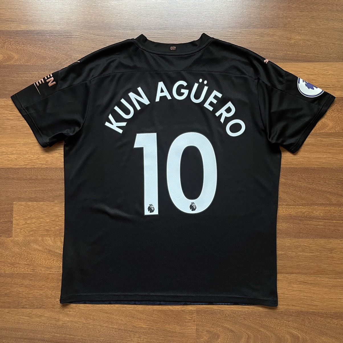 Image of Manchester City Puma 2020/2021 Soccer Away Jersey 10 Aguero in Black, Men's (Size XL)