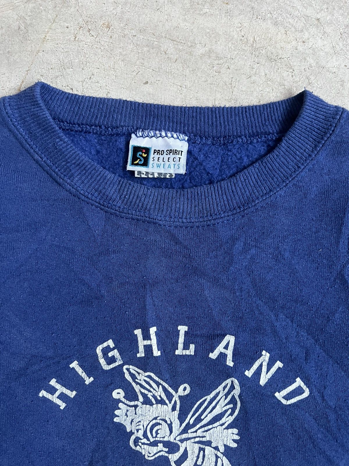 Vintage Vintage 90s Highland Hornets Sweater Size US S / EU 44-46 / 1 - 3 Thumbnail
