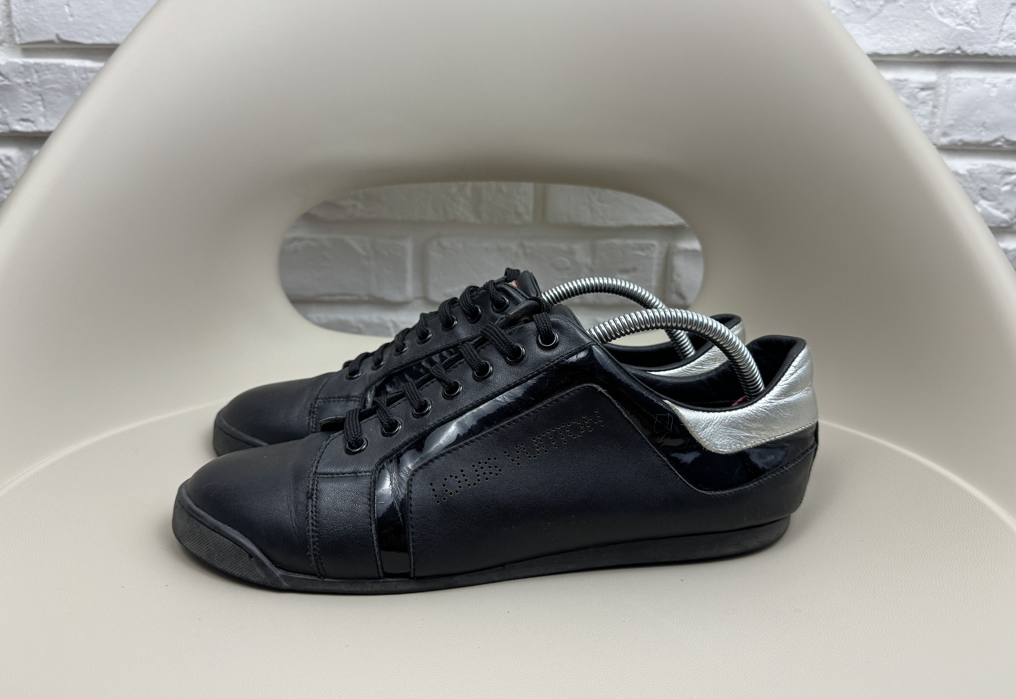 Louis Vuitton Louis Vuitton Clipper Leather Sneakers Logo Low Top Size 42 Size US 9 / EU 42 - 5 Thumbnail