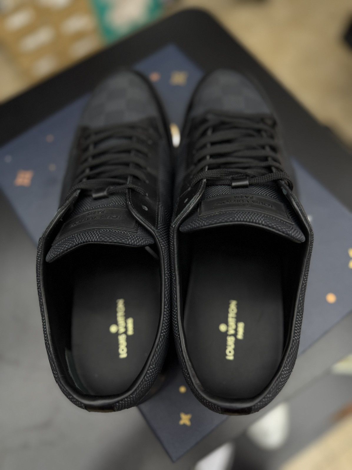 Louis Vuitton Louis Vuitton Black Monogram Sneakers Size 10UK/11US Size US 11 / EU 44 - 7 Thumbnail