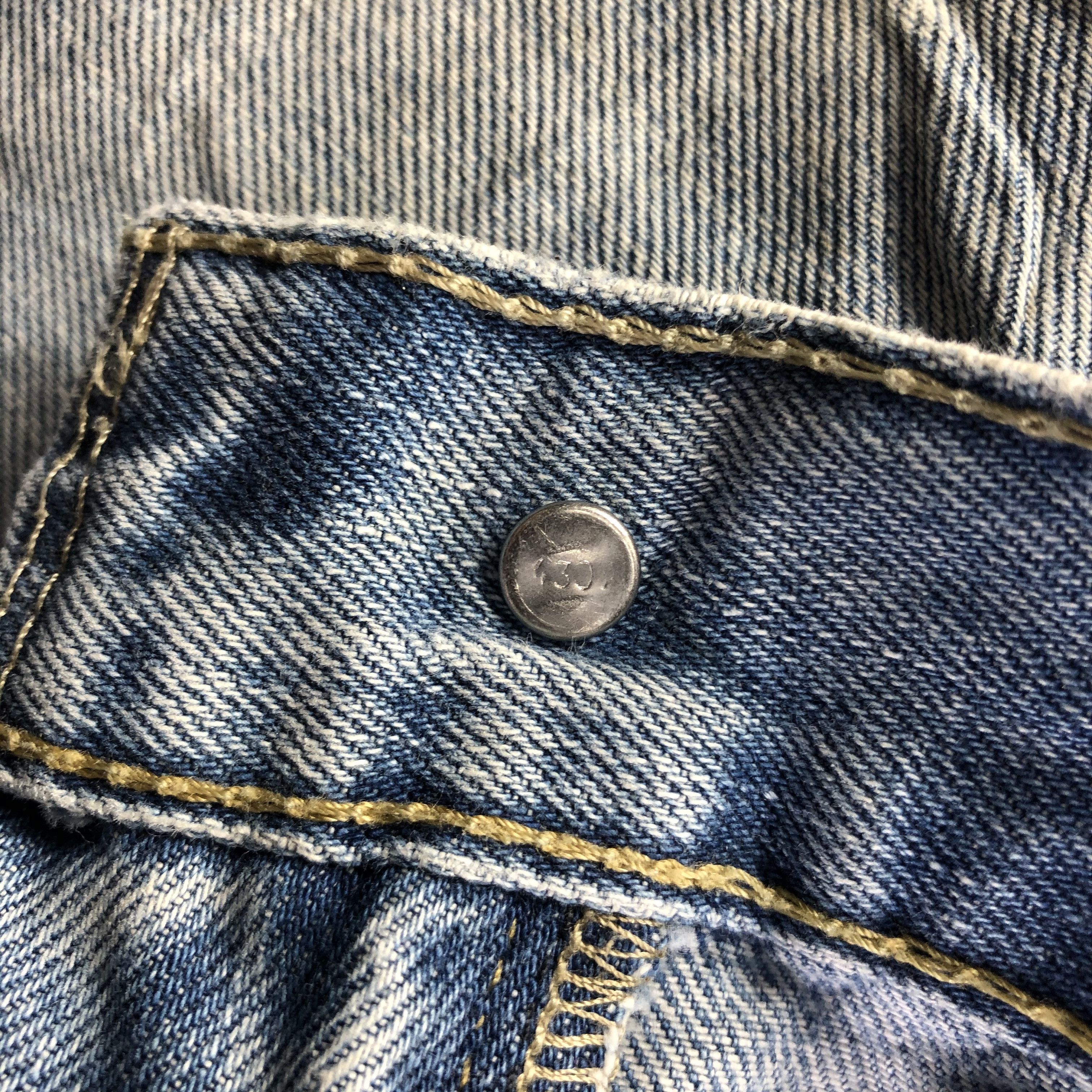 Levi's Vintage Blue Wash Levis 505 Jeans-J3298 Size US 35 - 10 Thumbnail