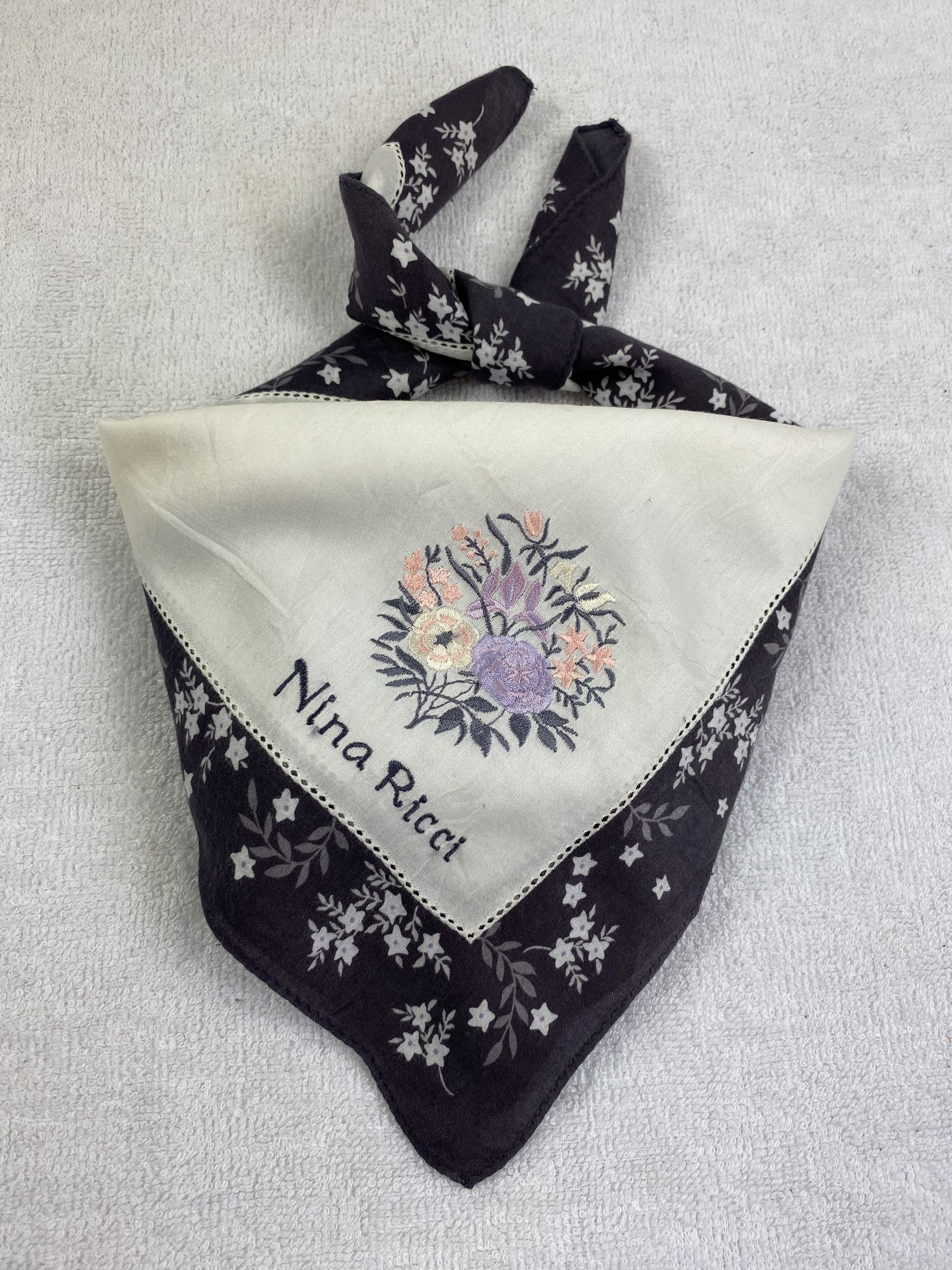 Nina Ricci × Vintage Nina Ricci Handkerchief / Bandana / Neckerchief Size ONE SIZE - 1 Thumbnail