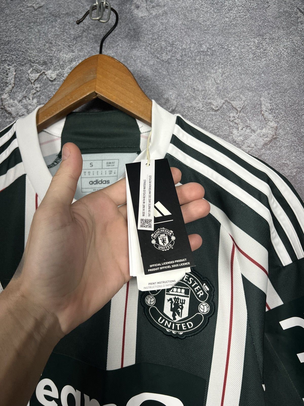 Adidas New Adidas #18 Casemiro Manchester United2023/24 Away Jersey Size US S / EU 44-46 / 1 - 7 Thumbnail