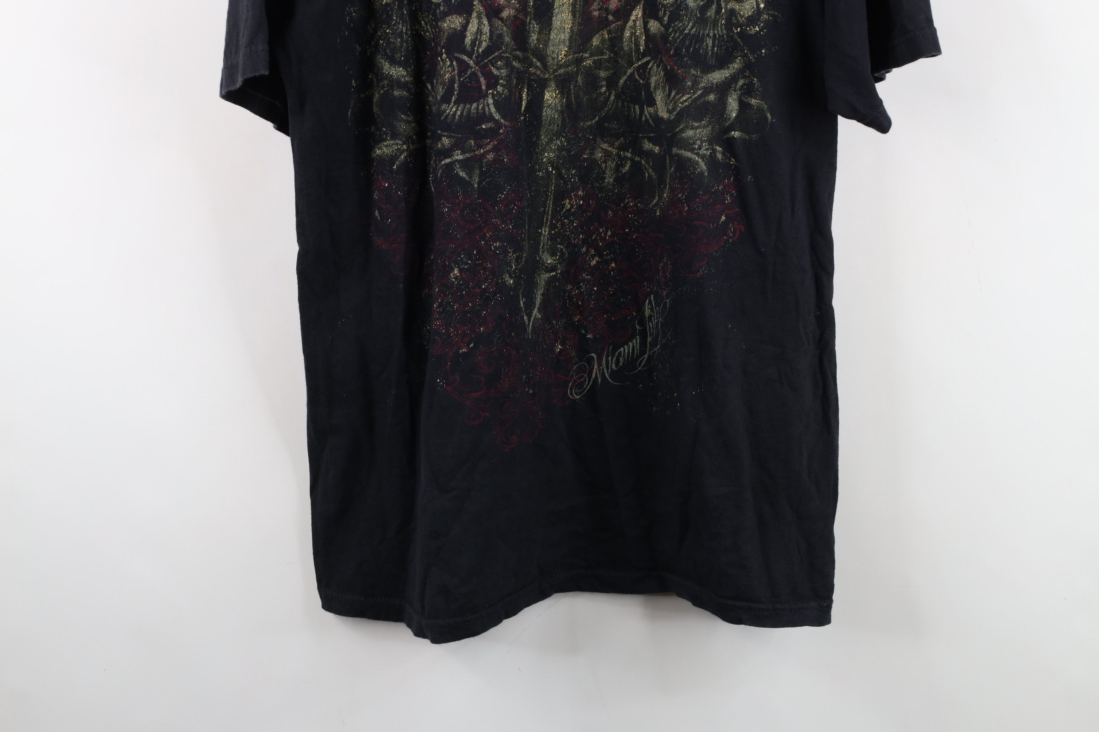 Vintage Vintage Y2K Miami Ink Tattoo Cross UFC MMA T-Shirt Black Size US L / EU 52-54 / 3 - 3 Thumbnail