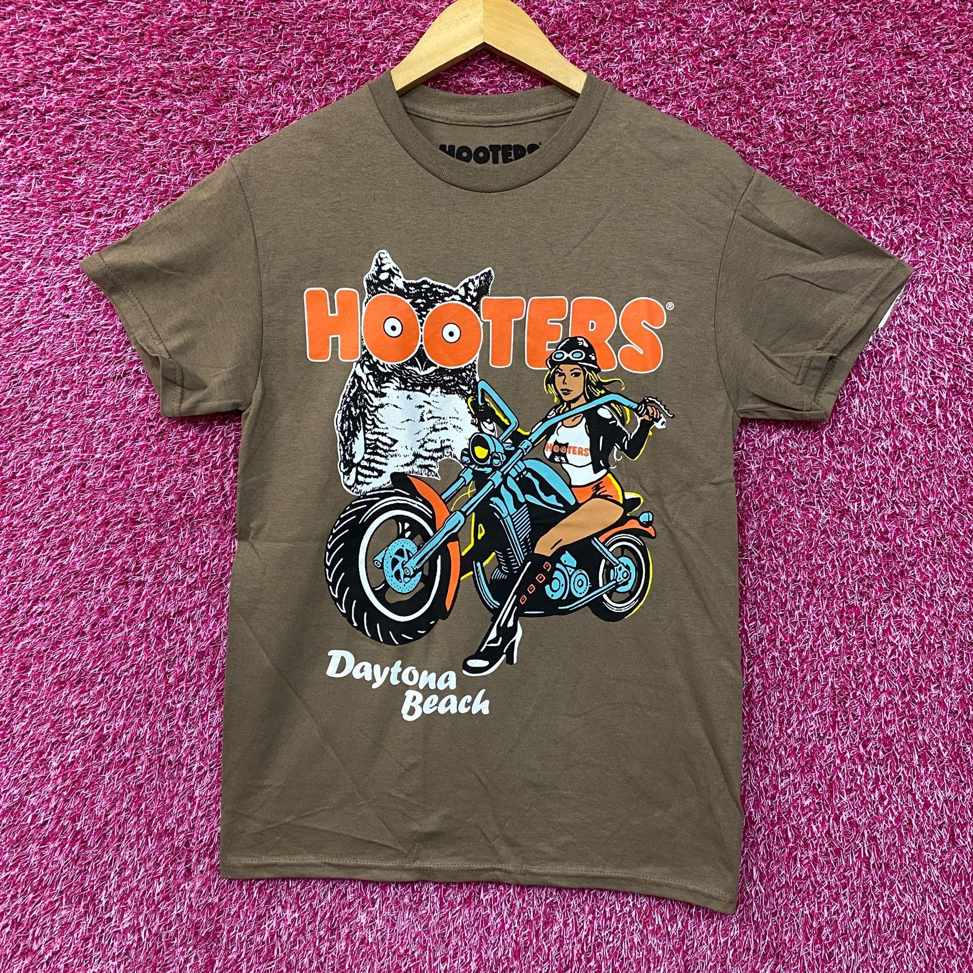 Other Hooters Daytona Beach Motorcycle Club T-Shirt Small Size US S / EU 44-46 / 1 - 1 Thumbnail