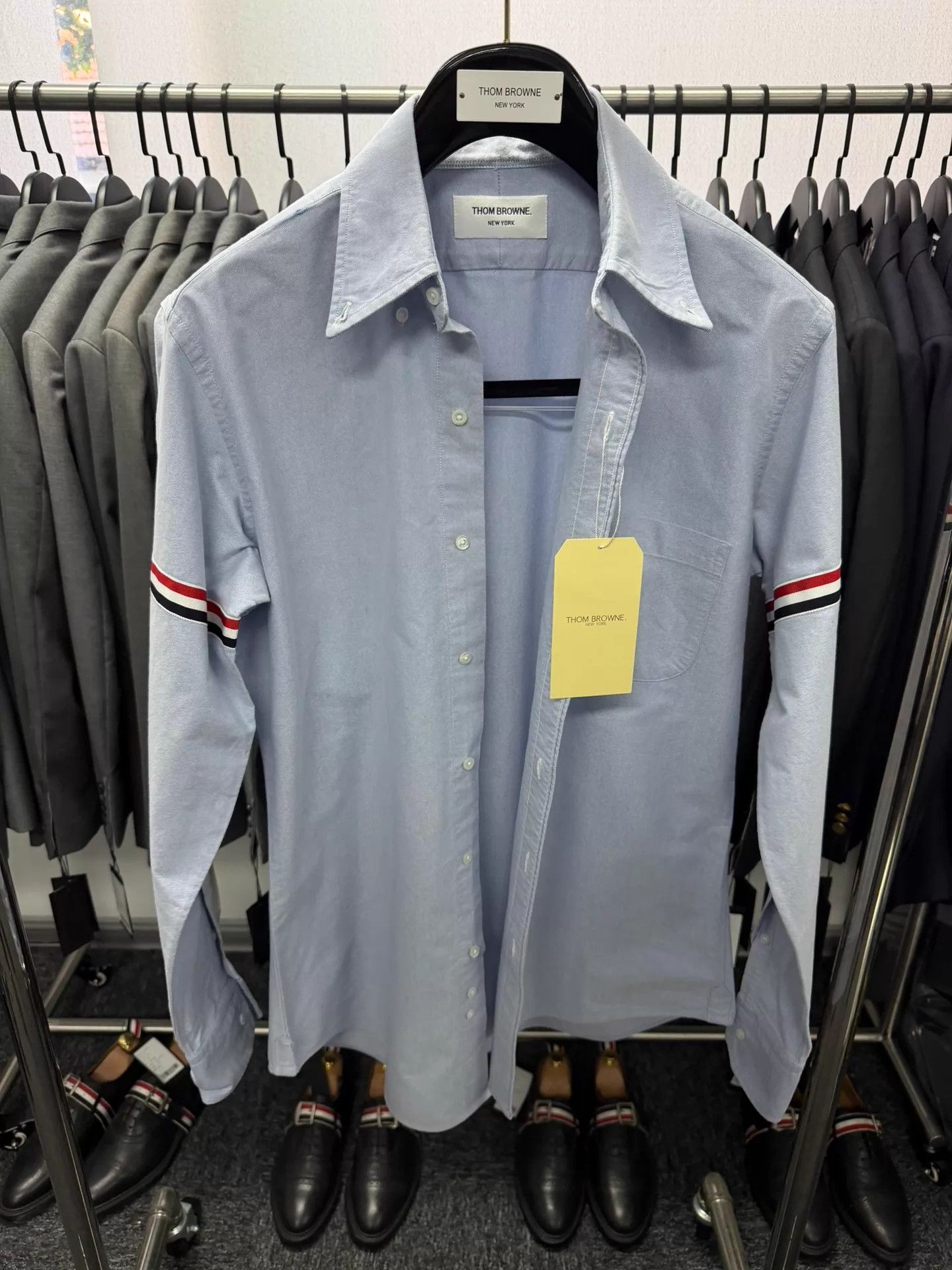 Thom Browne Thom Browne Classic Double-Armband Blue Oxford Shirt NWT Size US L / EU 52-54 / 3 - 1 Thumbnail