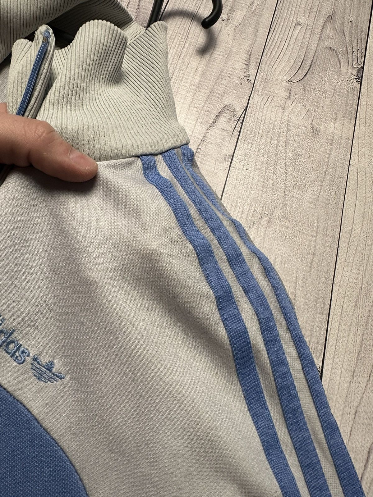 Vintage Vintage adidas originals track suit size XL logo retro Size US XL / EU 56 / 4 - 6 Thumbnail