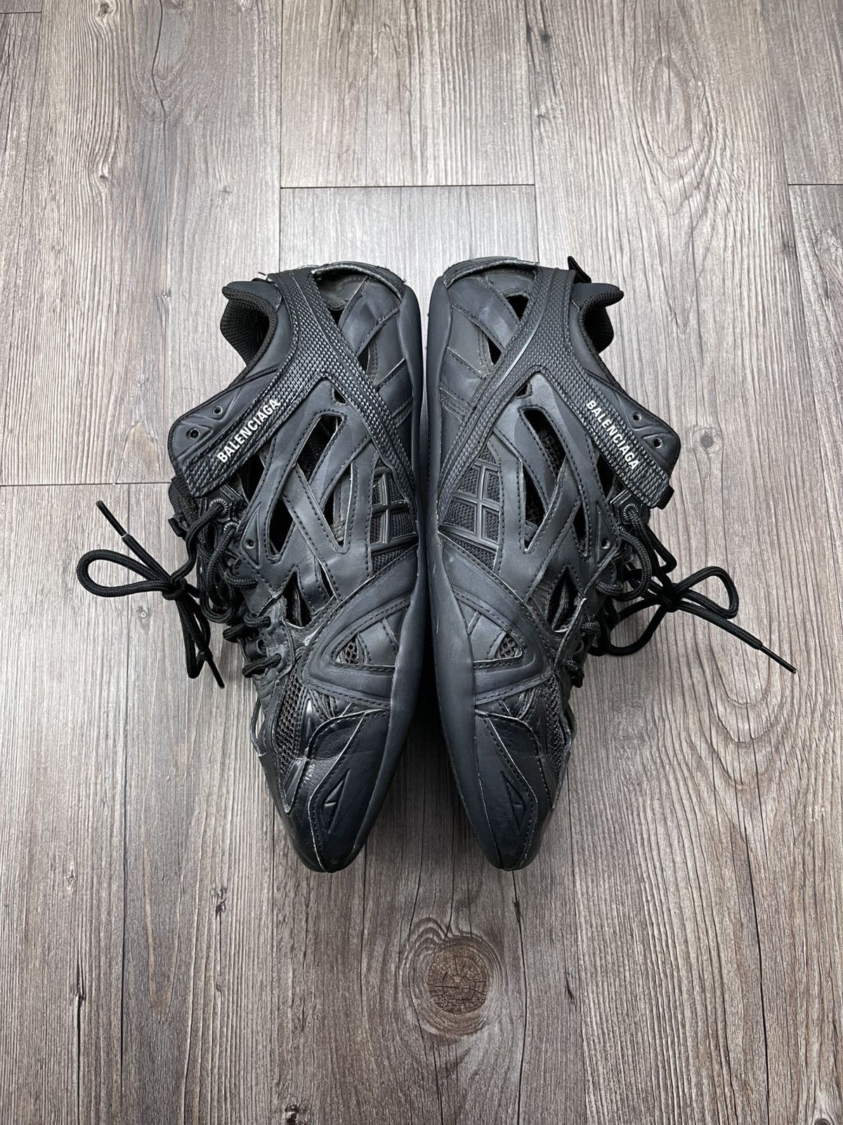 Balenciaga Balenciaga drive black lowtop sneakers Size US 10 / EU 43 - 1 Thumbnail