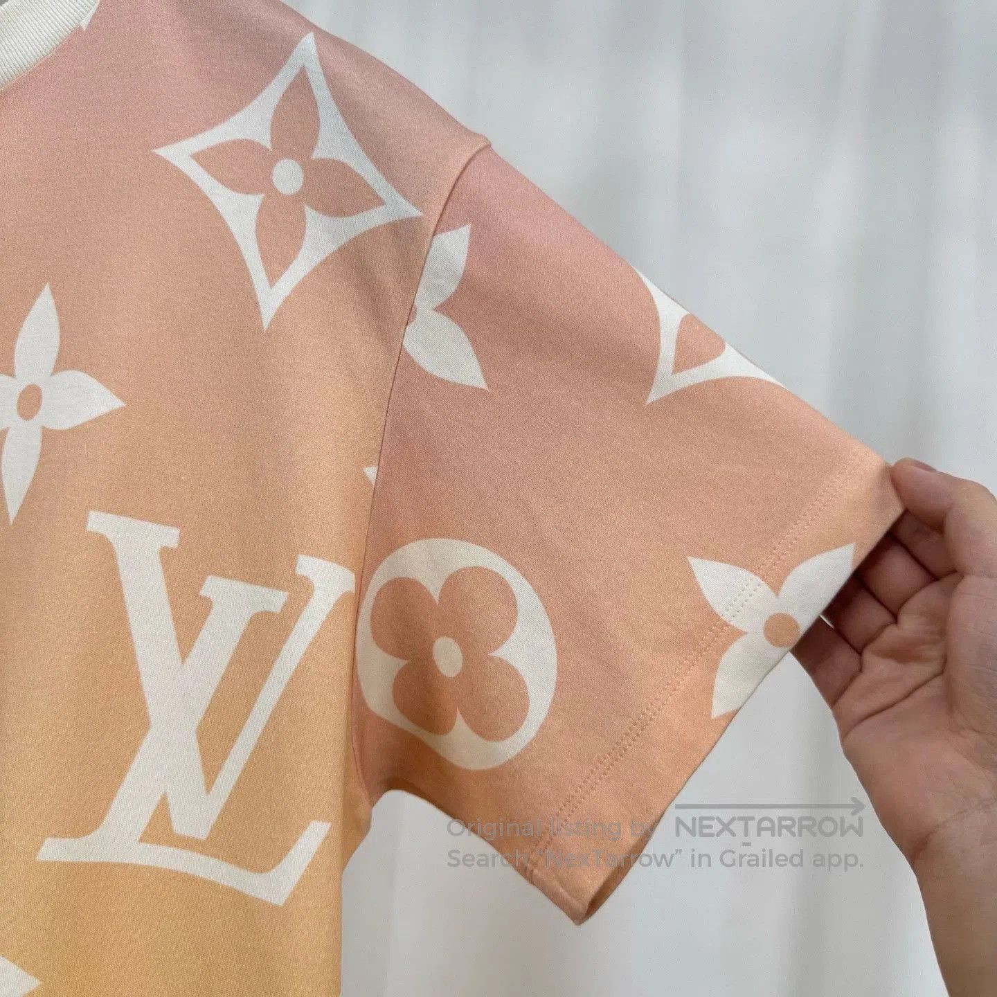Louis Vuitton Louis Vuitton Gradient Monogram Chain Tee. Size L / US 10 / IT 46 - 4 Thumbnail