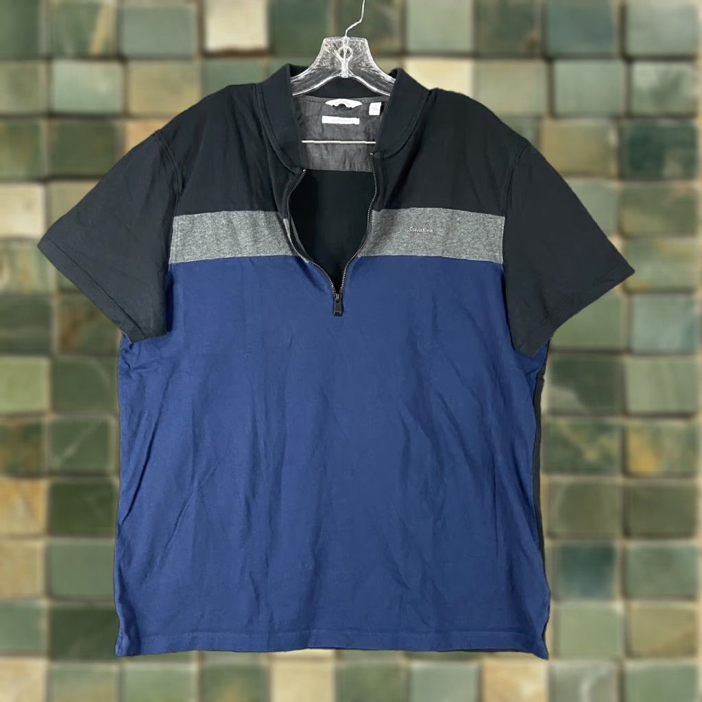Calvin Klein Calvin Klein Liquid Touch Black Blue Fray Striped Short Sleeve 1/2 Zip Men’s XL T-Shirt Size US 36 / EU 52 - 1 Thumbnail