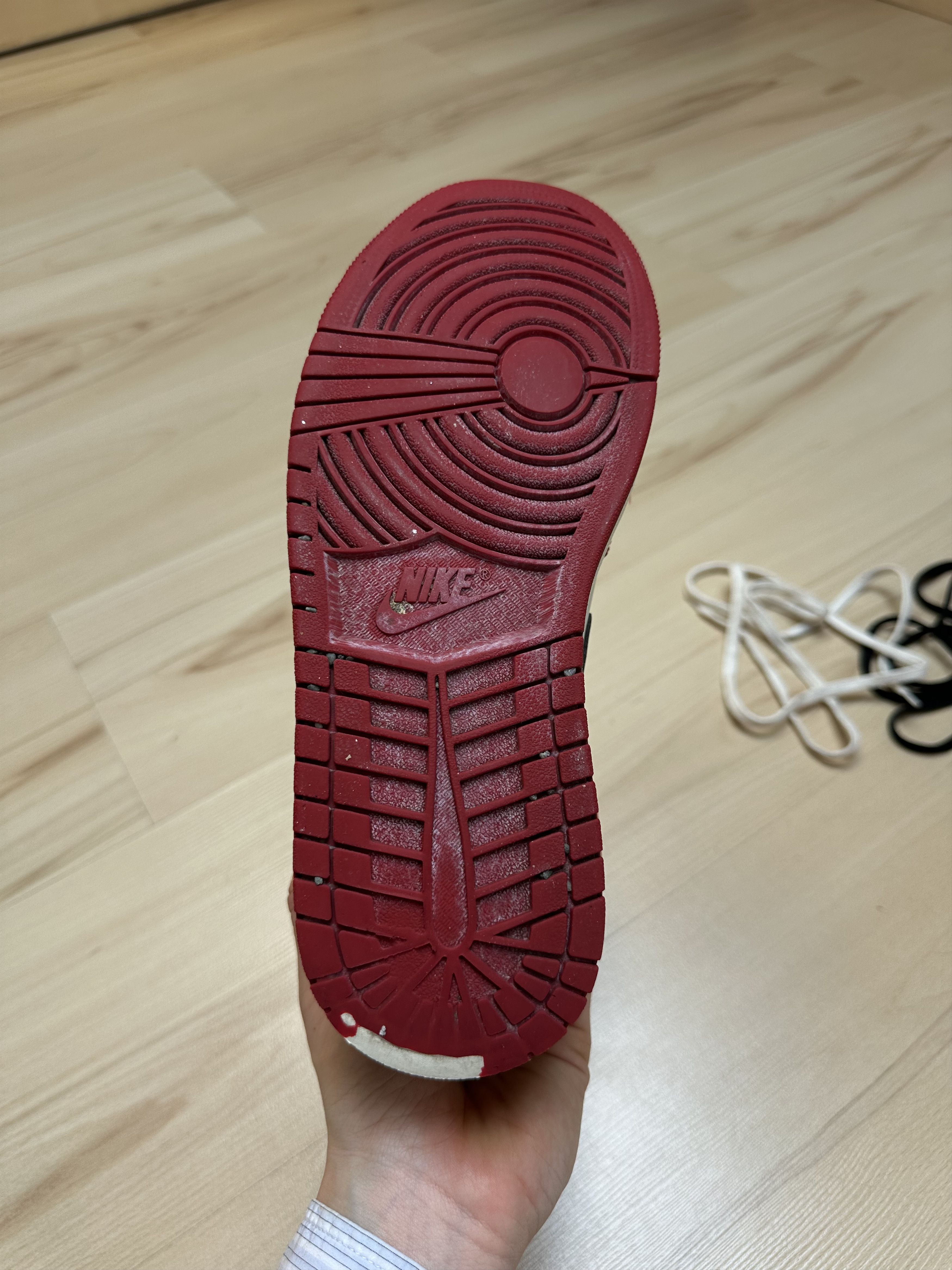 Jordan Brand Nike Air Jordan 1 Retro High OG Lost and Found Chicago EU 40 Size US 7 / EU 40 - 8 Thumbnail