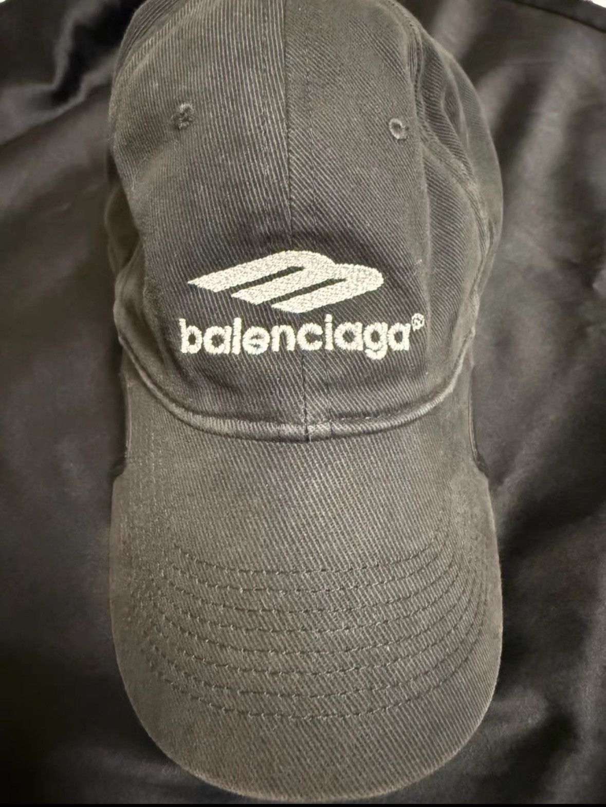 Balenciaga Balenciaga Archetype Fall Winter 17 Worn Cap | Grailed