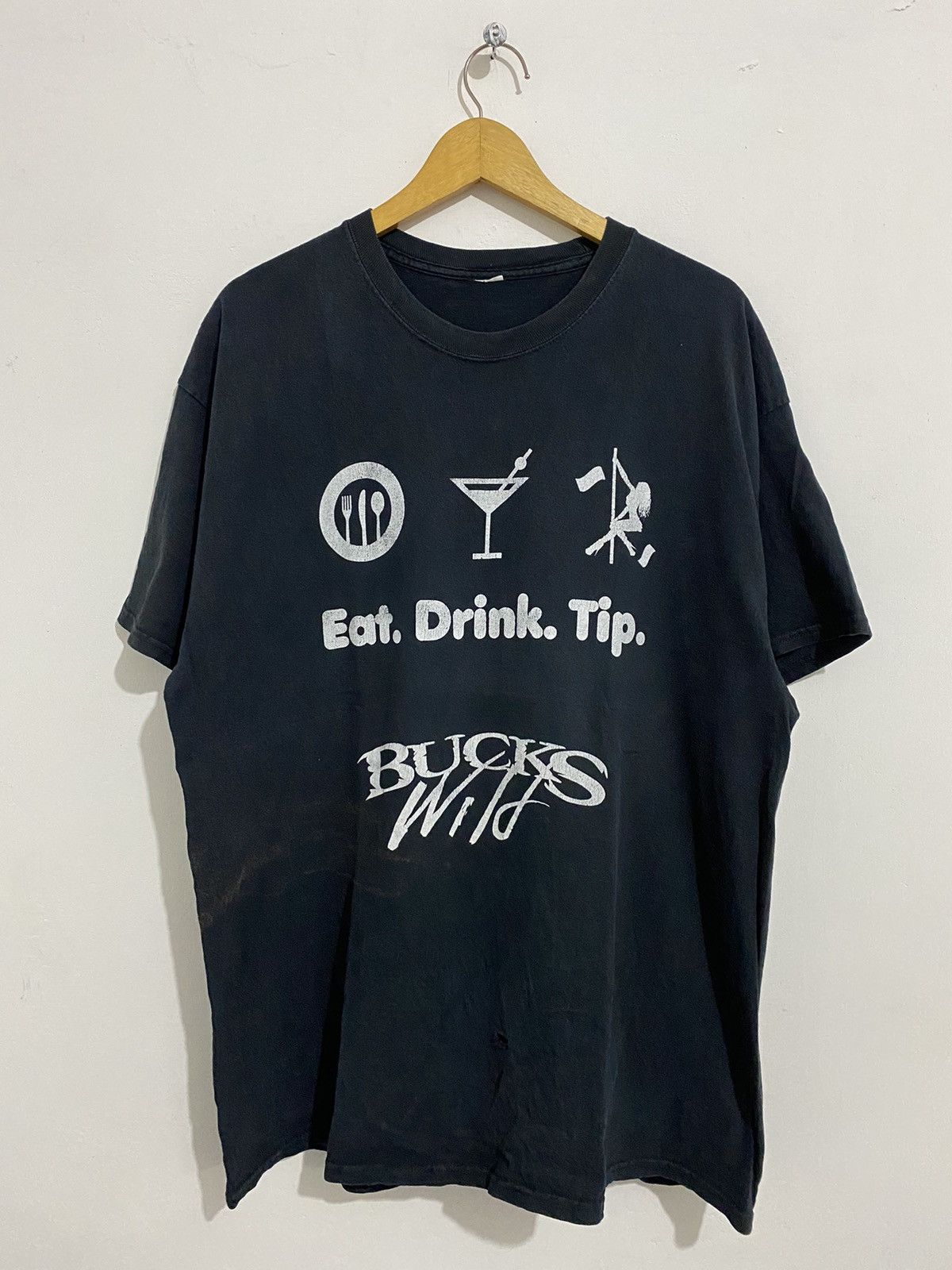 Vintage 💸BINDINGOFFER💸Vintage Humor Eat Drink Tip Sex Styled Size US XL / EU 56 / 4 - 1 Thumbnail