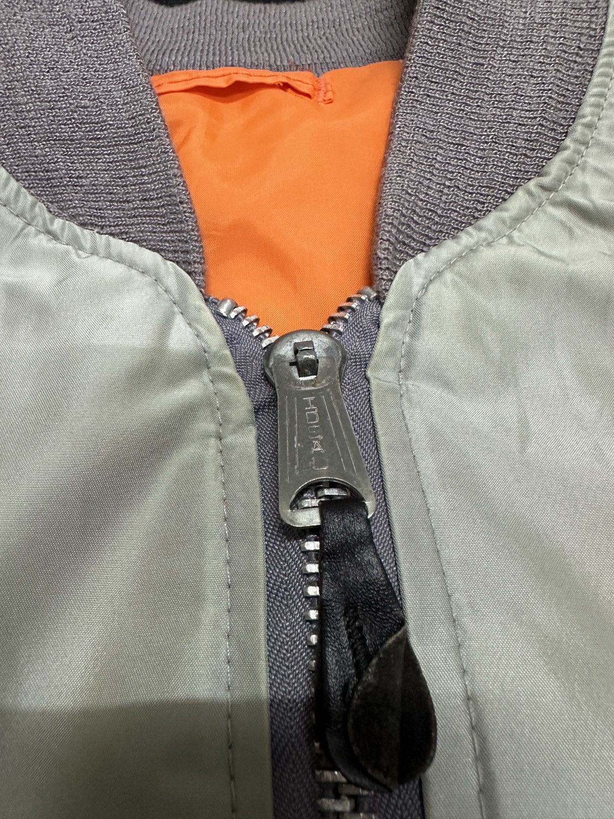 Alpha Industries Vintage Alpha Industries Ma-1 Reversible Bomber Jacket Size US L / EU 52-54 / 3 - 9 Thumbnail