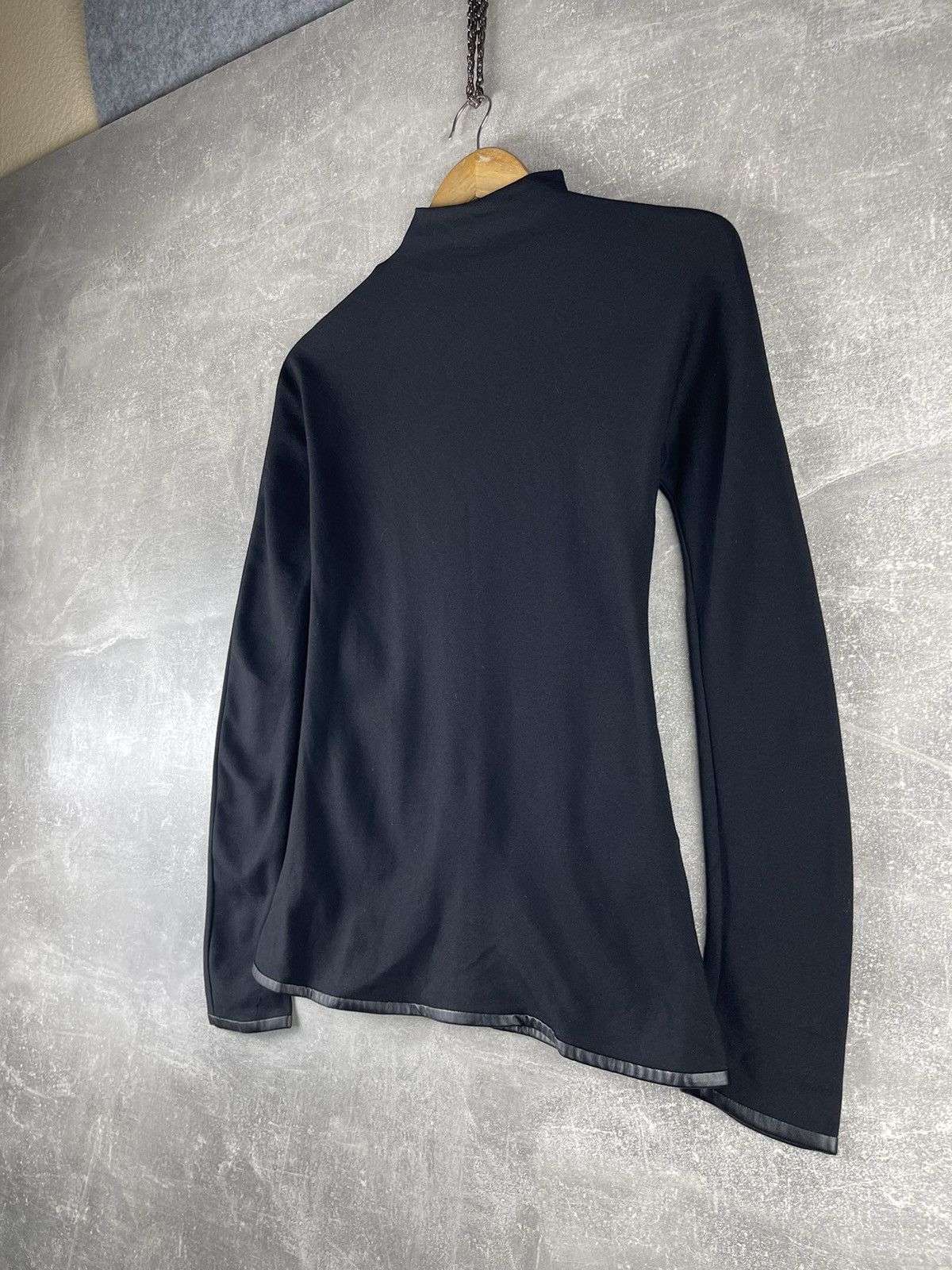 Emporio Armani Emporio Armani Zip Neck Mock Turtleneck Top Black Size 42 Size S / US 4 / IT 40 - 7 Thumbnail