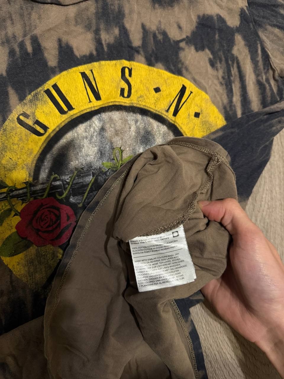Guns N' Roses Guns N Roses T-shirt MEns Size S Multicolor 2021 Size US S / EU 44-46 / 1 - 5 Thumbnail