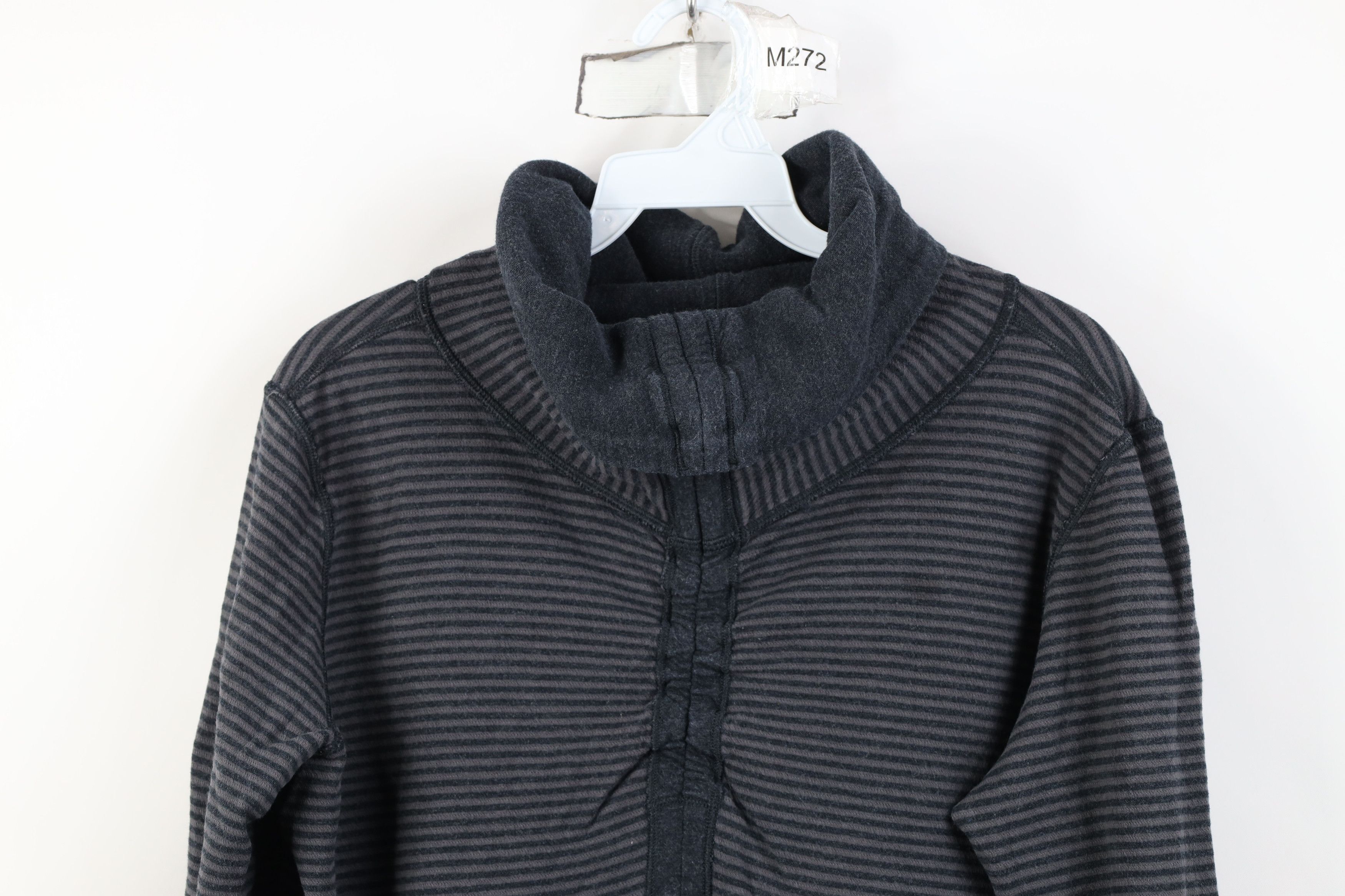Lululemon Lululemon Reversible In a Cinch Cowl Turtleneck Sweater Gray Size M / US 6-8 / IT 42-44 - 2 Thumbnail