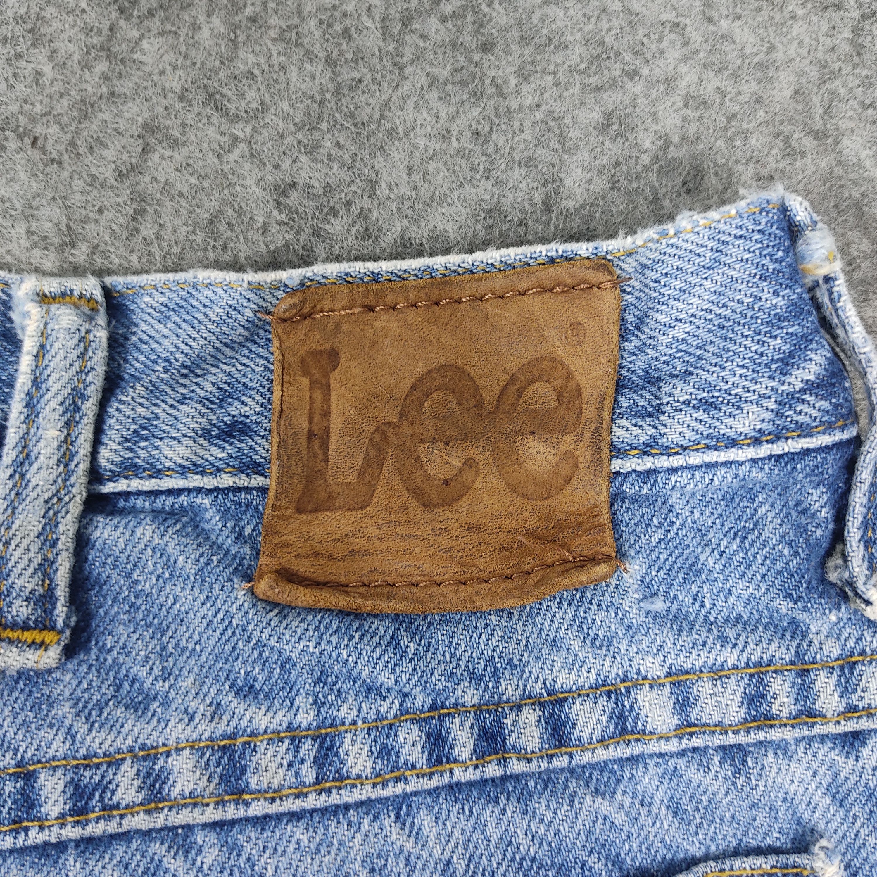 Lee × Vintage 90s Vintage Lee Blue Light Wash Jeans L505 Size US 36 / EU 52 - 8 Thumbnail