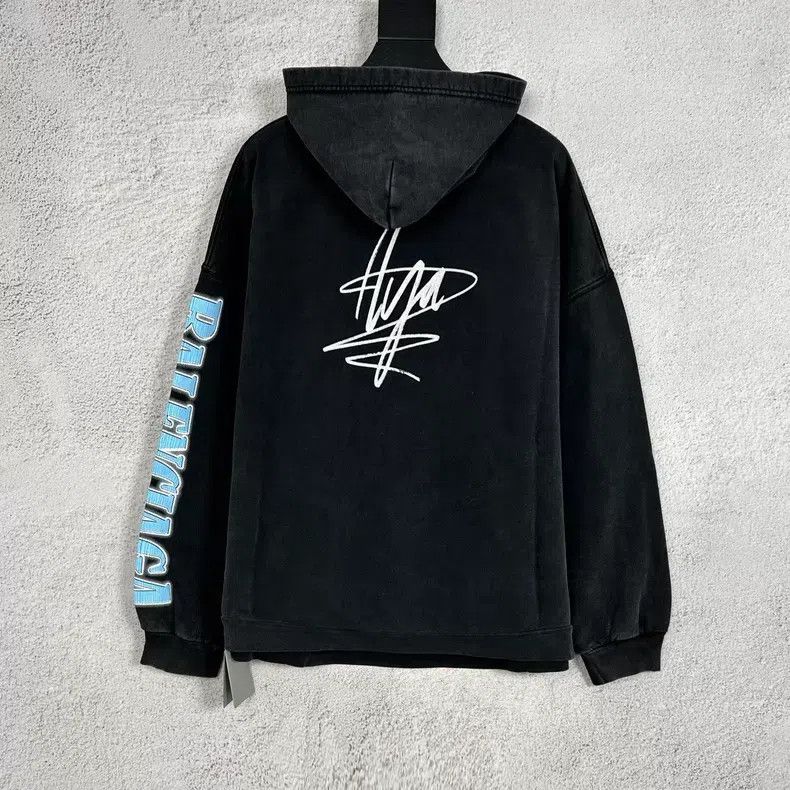 Balenciaga Balenciaga Female Celebrity Poster Washed Black Hoodie Size US S / EU 44-46 / 1 - 2 Thumbnail