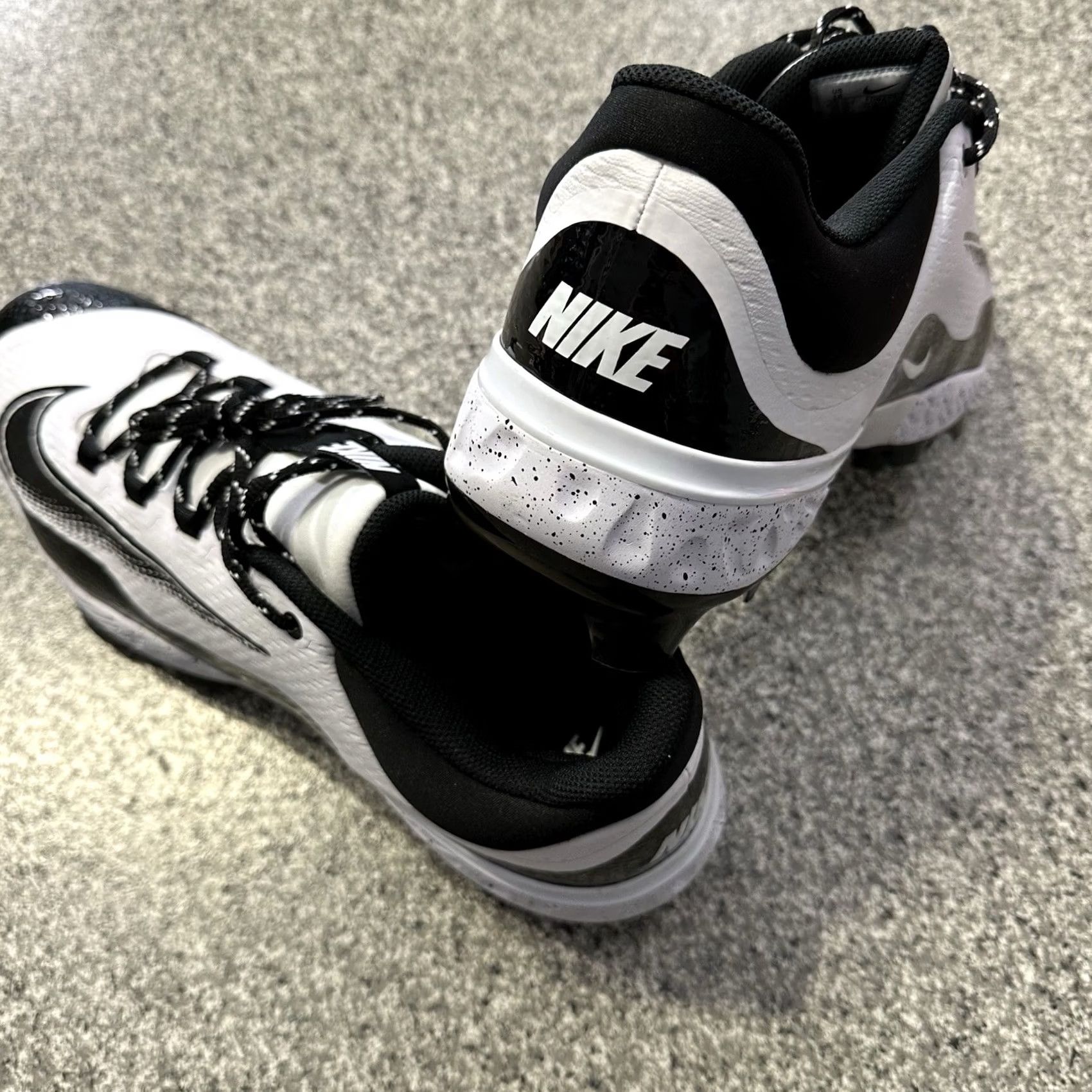 Nike Nike Alpha Huarache Elite 4 Low MCS Baseball Cleats Mens 16 White FD6255-108 Nike Alpha Huarache Elite 4 Baseball Cleats Mens 16 White Size US 15 / EU 48 - 4 Thumbnail