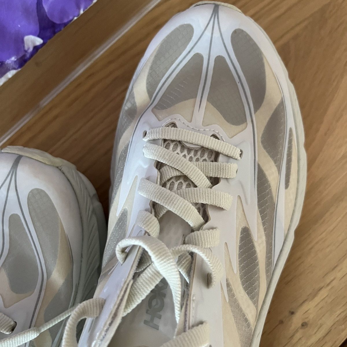 Hoka × Satisfy 🌊 SAMPLE UNRELEASED Satisfy Hoka Mafate 4 Lite STSFY Bone Size US 6 / EU 39 - 7 Thumbnail