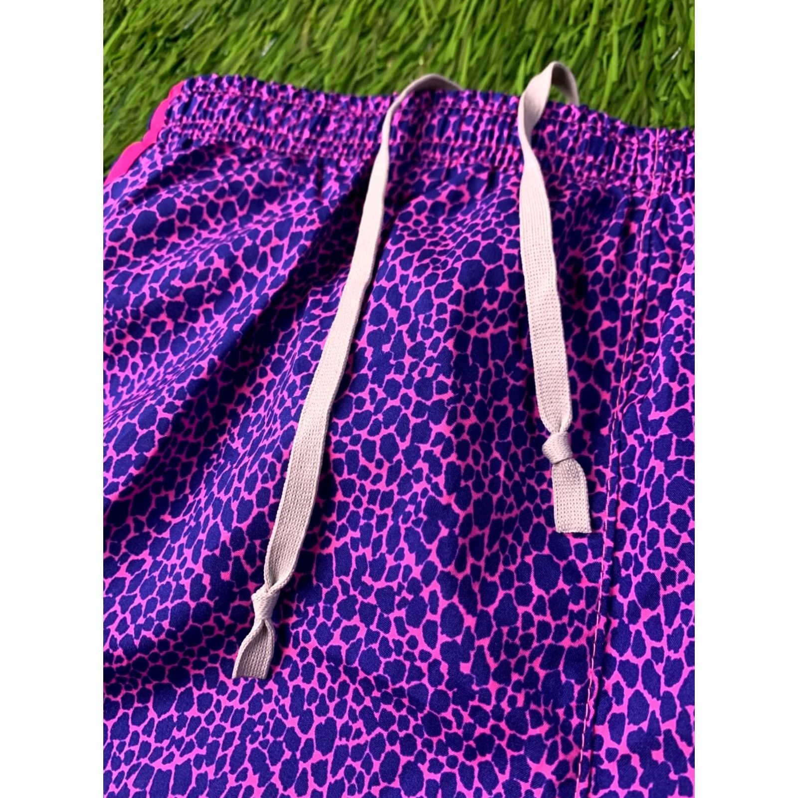 Nike NIKE DRI-FIT ORIGINAL 2015 WOMEN TRAINING RUN RUNNING SPORT SHORTS S Violet and Pink Size 28" / US 6 / IT 42 - 3 Thumbnail