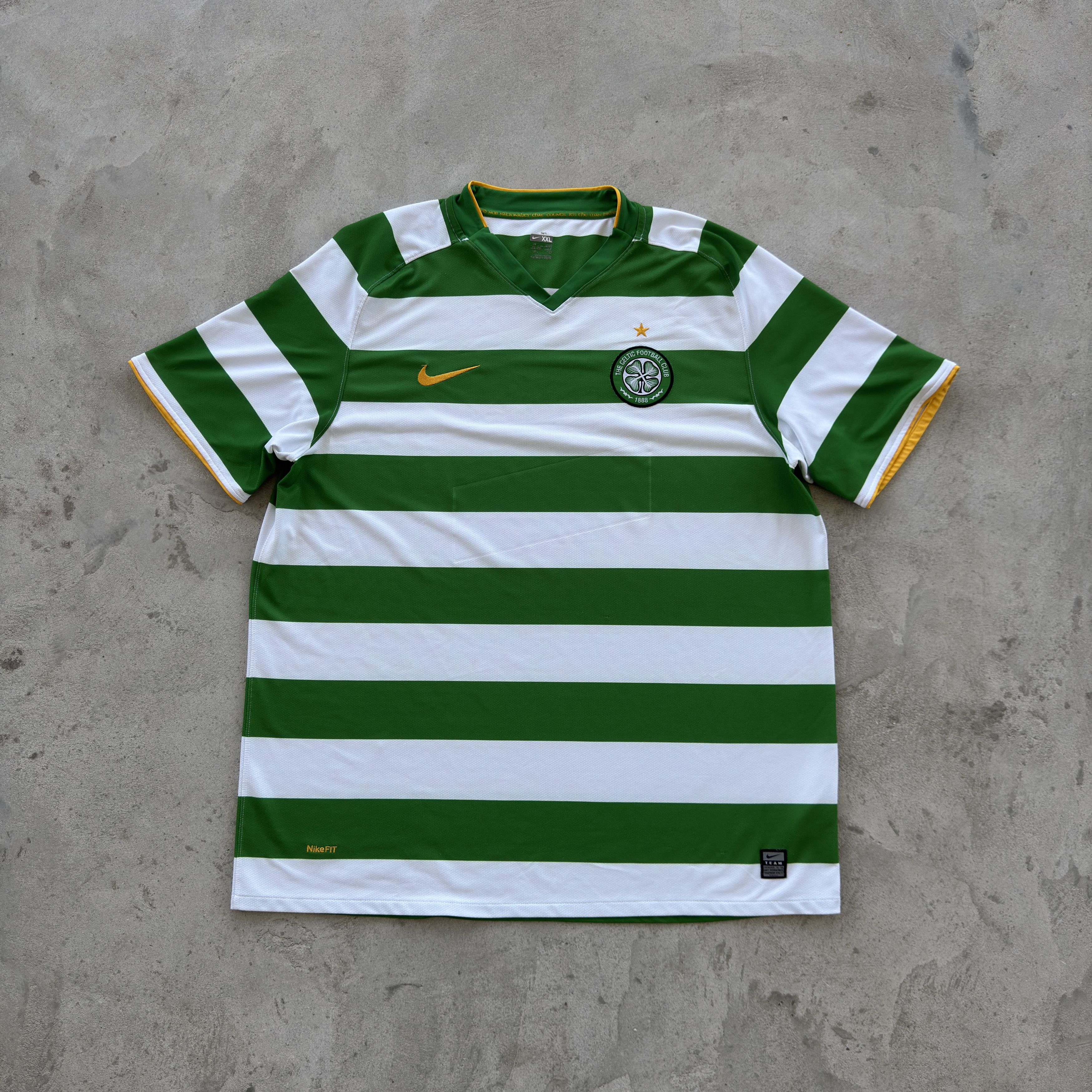 Vintage Nike Celtic FC Soccer Jersey Size XXL Hoops Kit