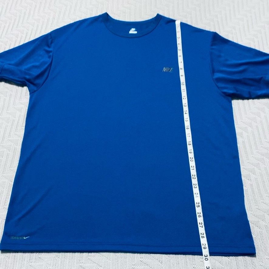 Nike Nike royal blue athletic t-shirt size XL Size US XL / EU 56 / 4 - 6 Thumbnail