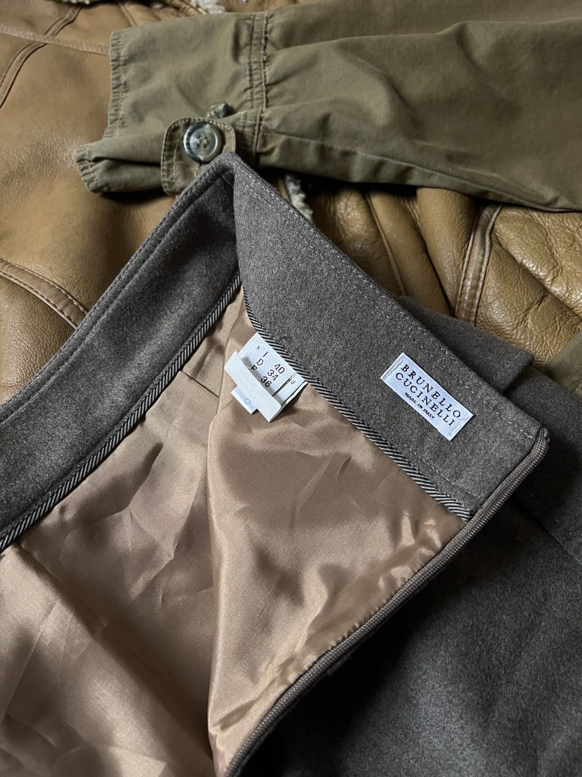 Brunello Cucinelli Brunello Cucinelli Wool Pencil Cargo Midi Skirt Size 27" / US 4 / IT 40 - 6 Thumbnail