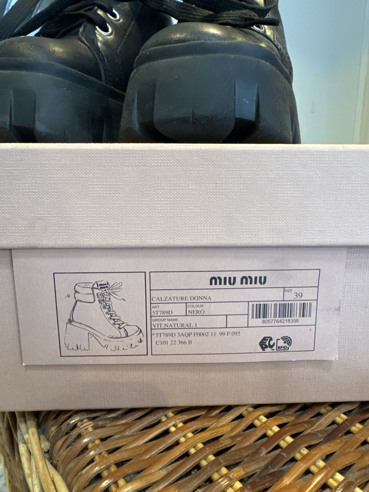 Miu Miu Calzarure Donna Combat Heel Size US 9 / IT 39 - 6 Thumbnail