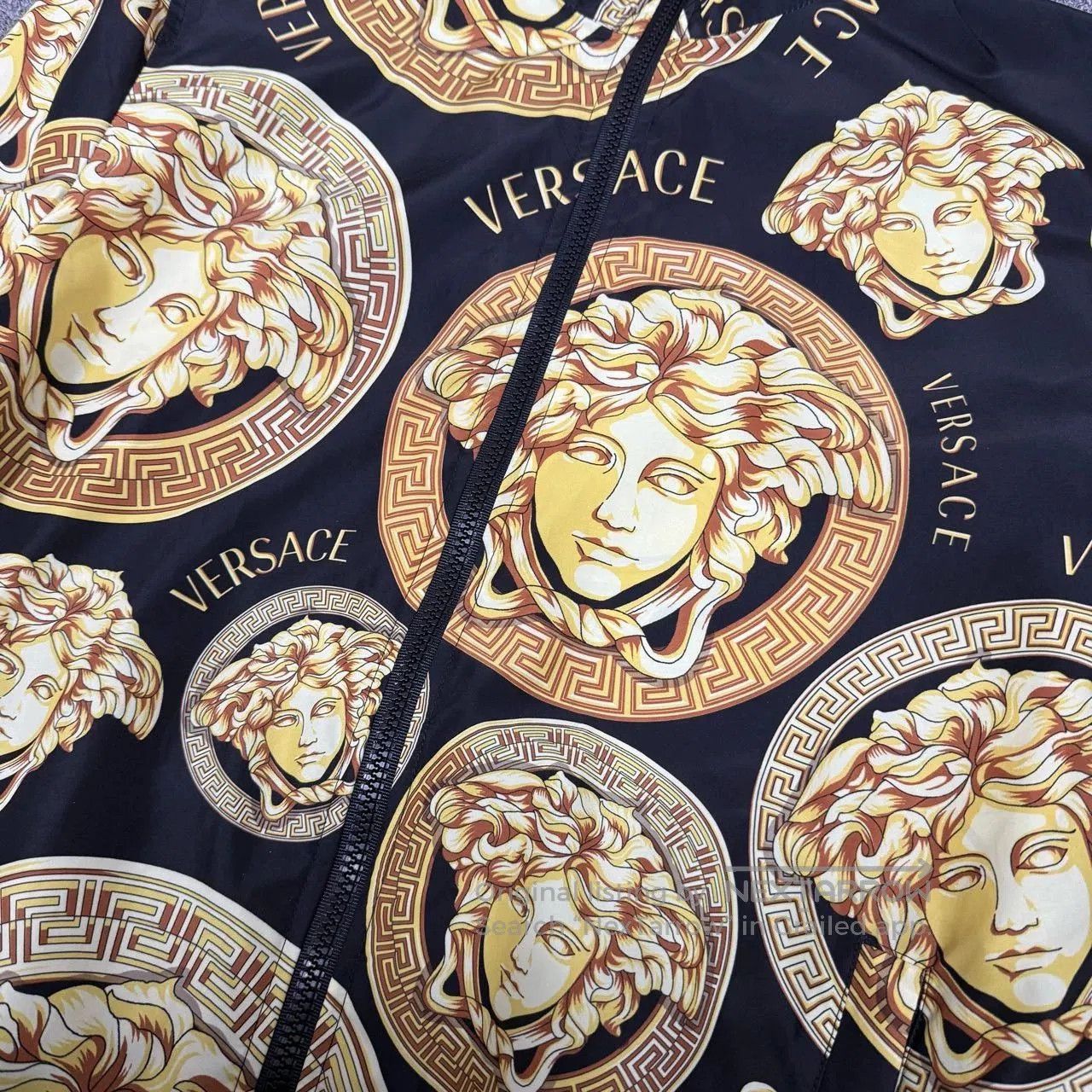 Versace Versace Medusa Print Nylon Jacket. Size US S / EU 44-46 / 1 - 3 Thumbnail