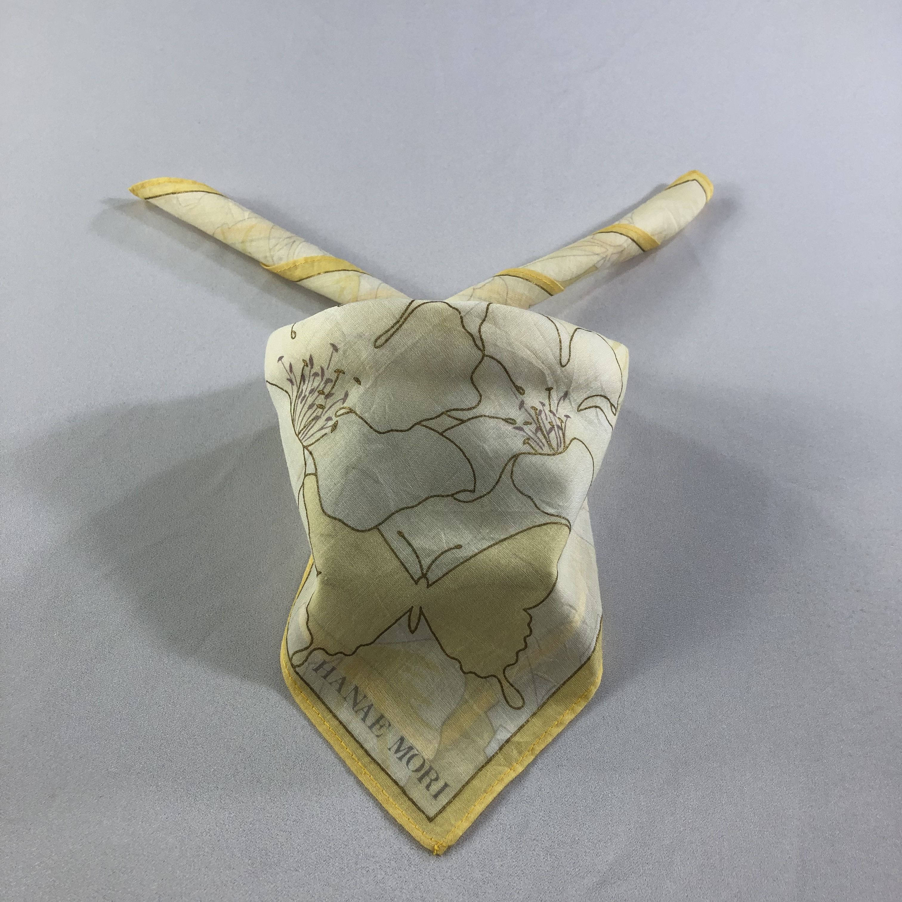 Hanae Mori × Vintage Hanae Mori Handkerchief Neckerchief Bandana H2033 Size ONE SIZE - 1 Thumbnail