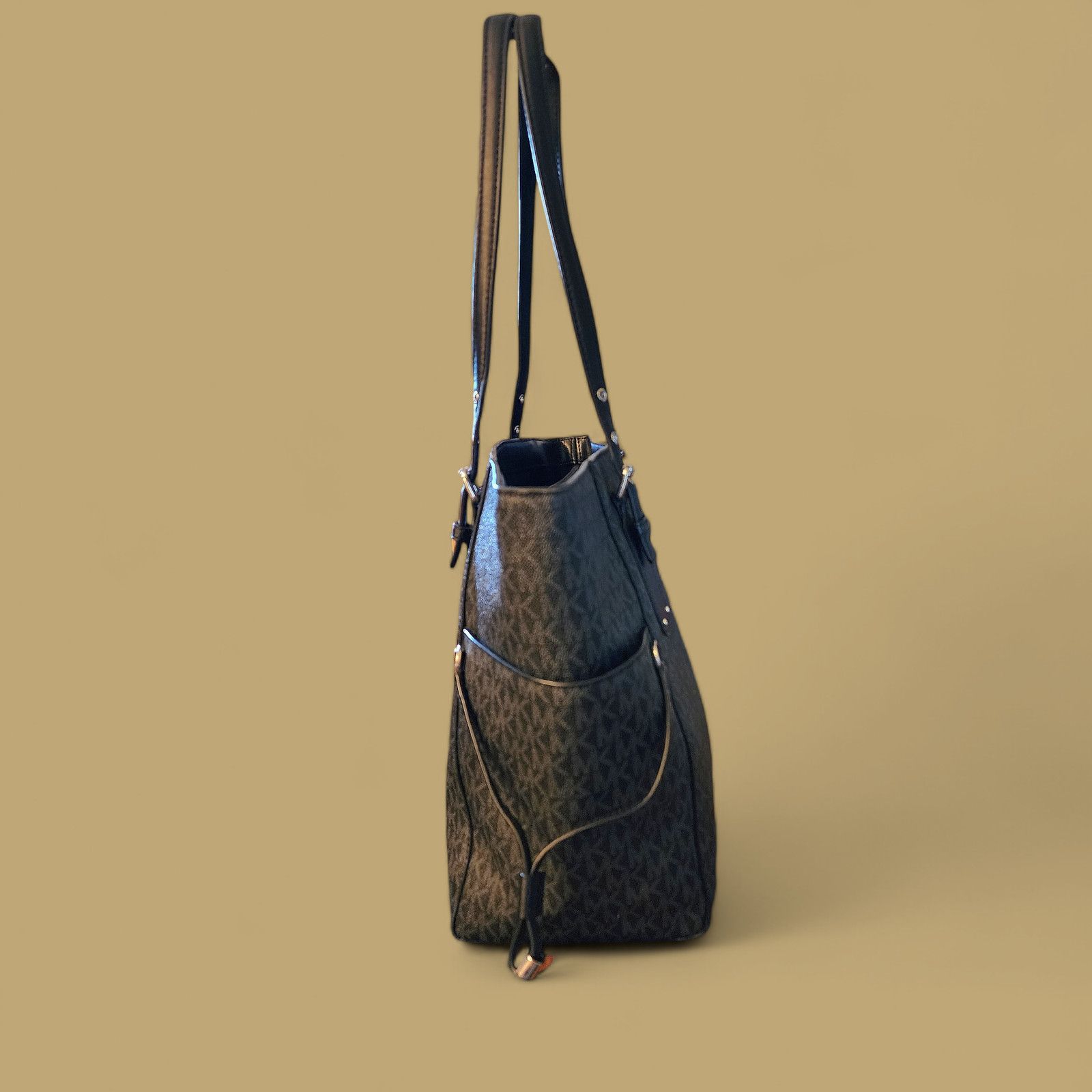 Michael Kors Michael Kors Black Signature Voyager East West Tote Size ONE SIZE - 8 Thumbnail