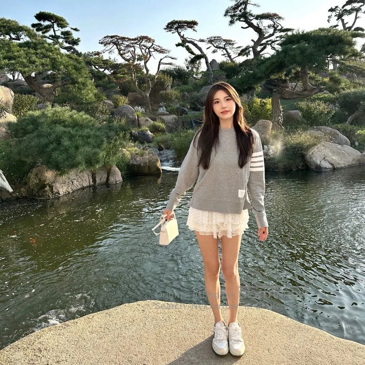 Thom Browne thom browne classic gray striped sweatshirt. Size US XXS / EU 40 - 7 Thumbnail