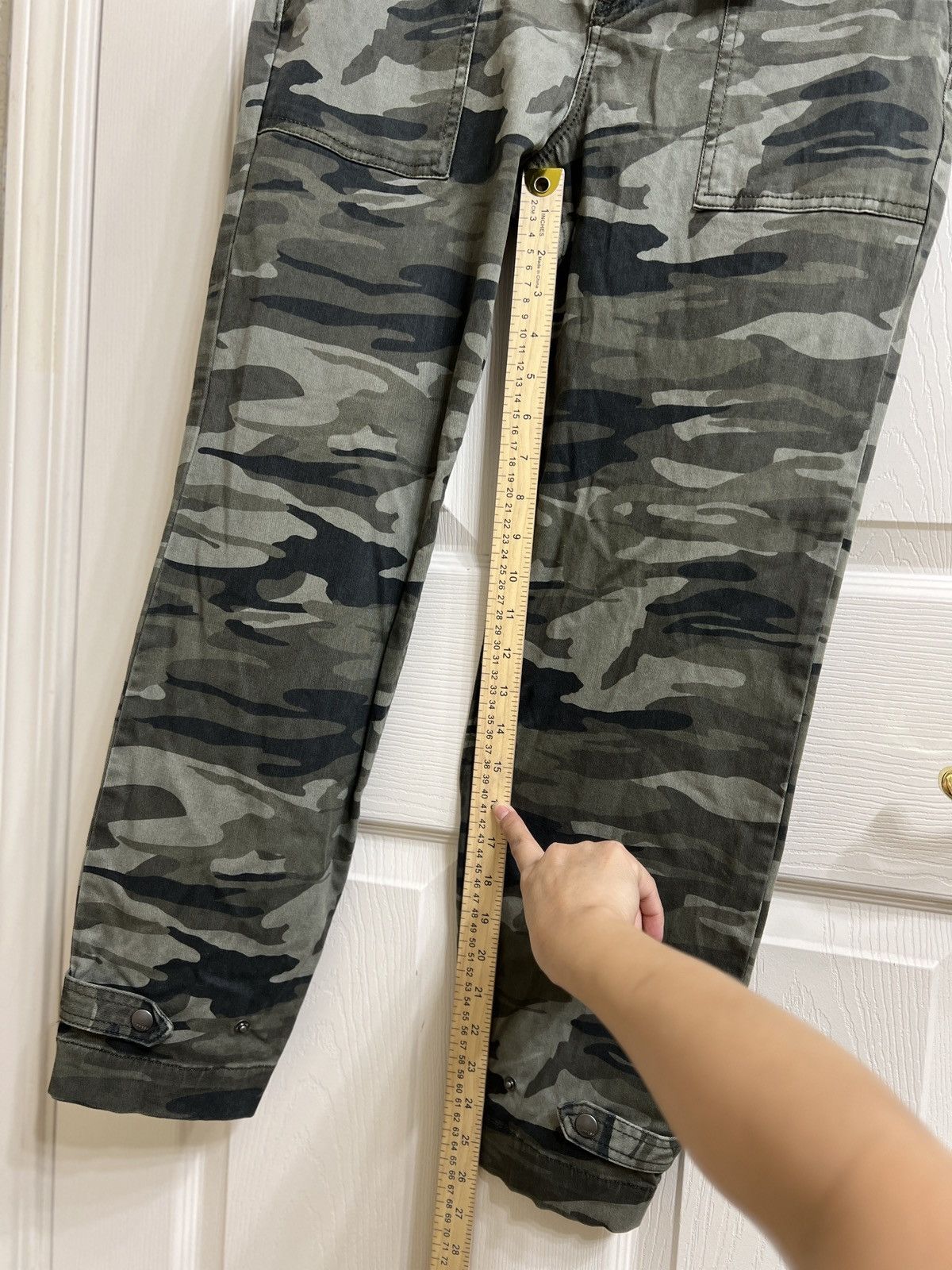 Express Express camouflage high-rise pants size 0 Size 25" / US 0 / IT 36 - 5 Thumbnail