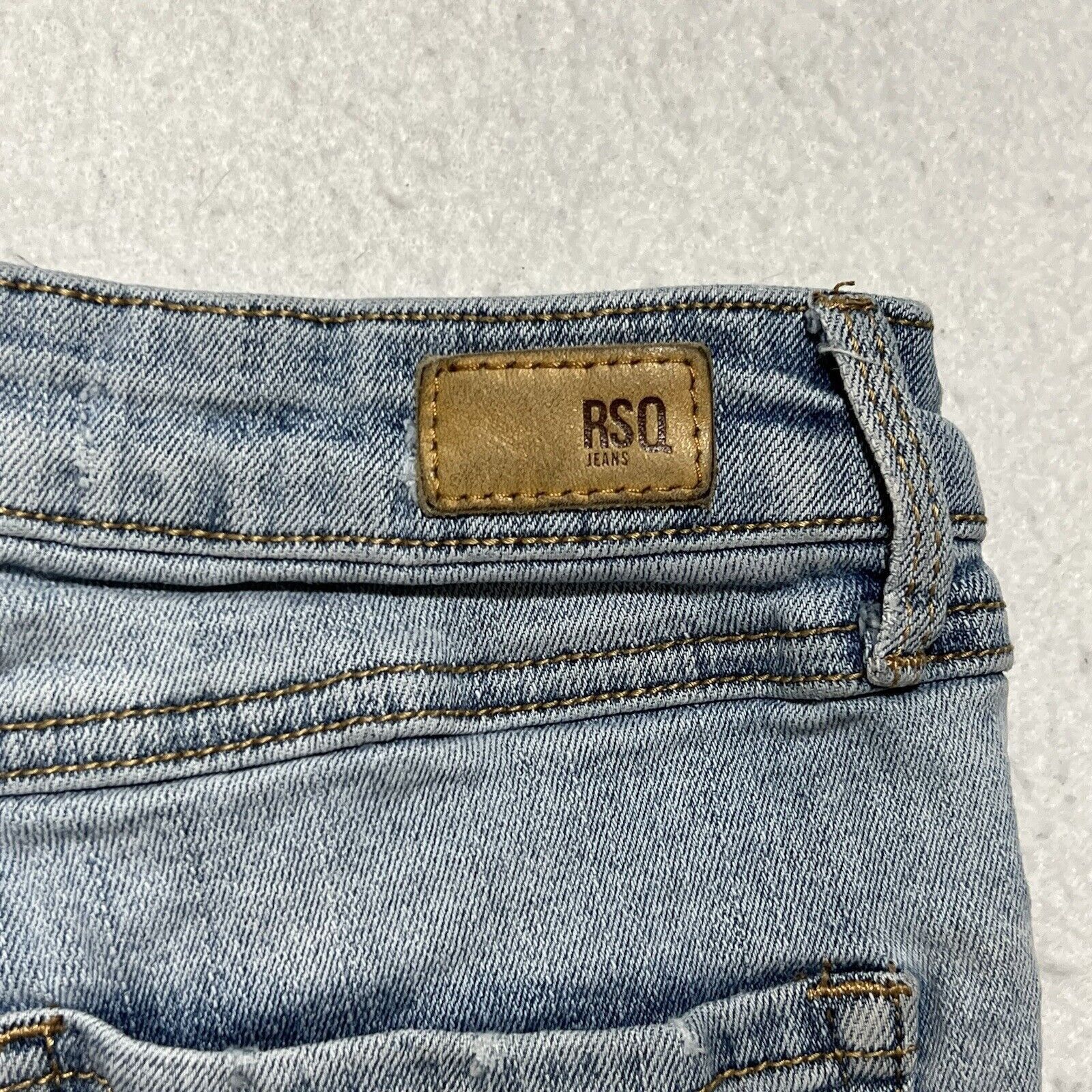 Rsq RSQ Jeans Mid Rise Denim Shorts 2" Inseam Ripped Distressed Size 25" / US 0 / IT 36 - 8 Thumbnail